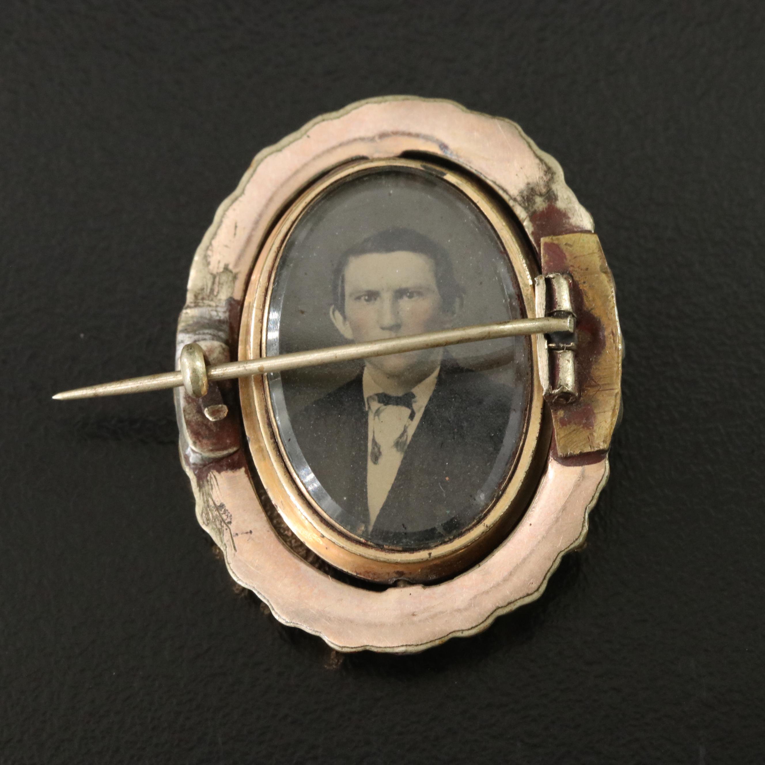 Victorian Mourning Brooch with Reversible Centerpiece