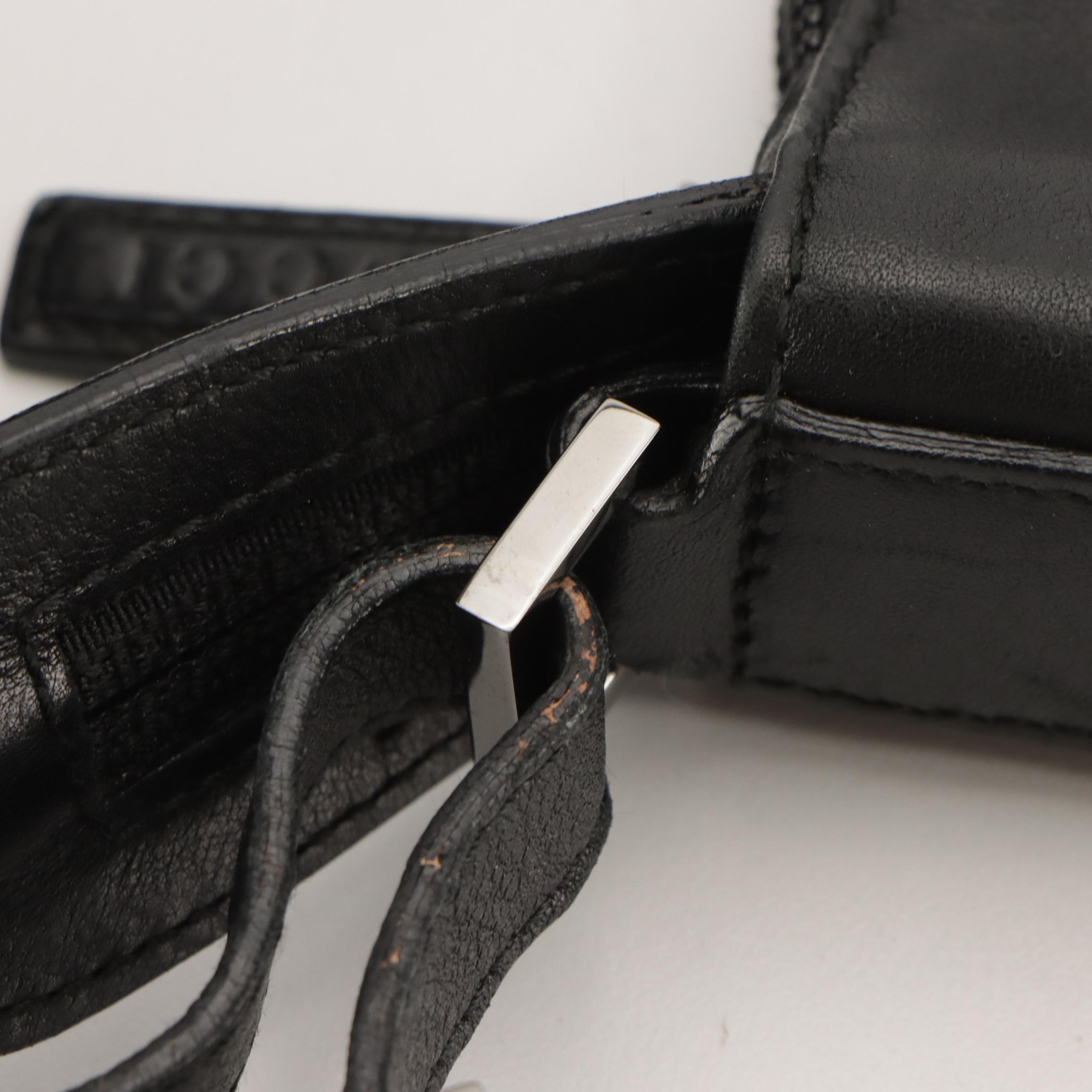 Gucci Half Moon Hobo Shoulder Bag in Black Calfskin Leather