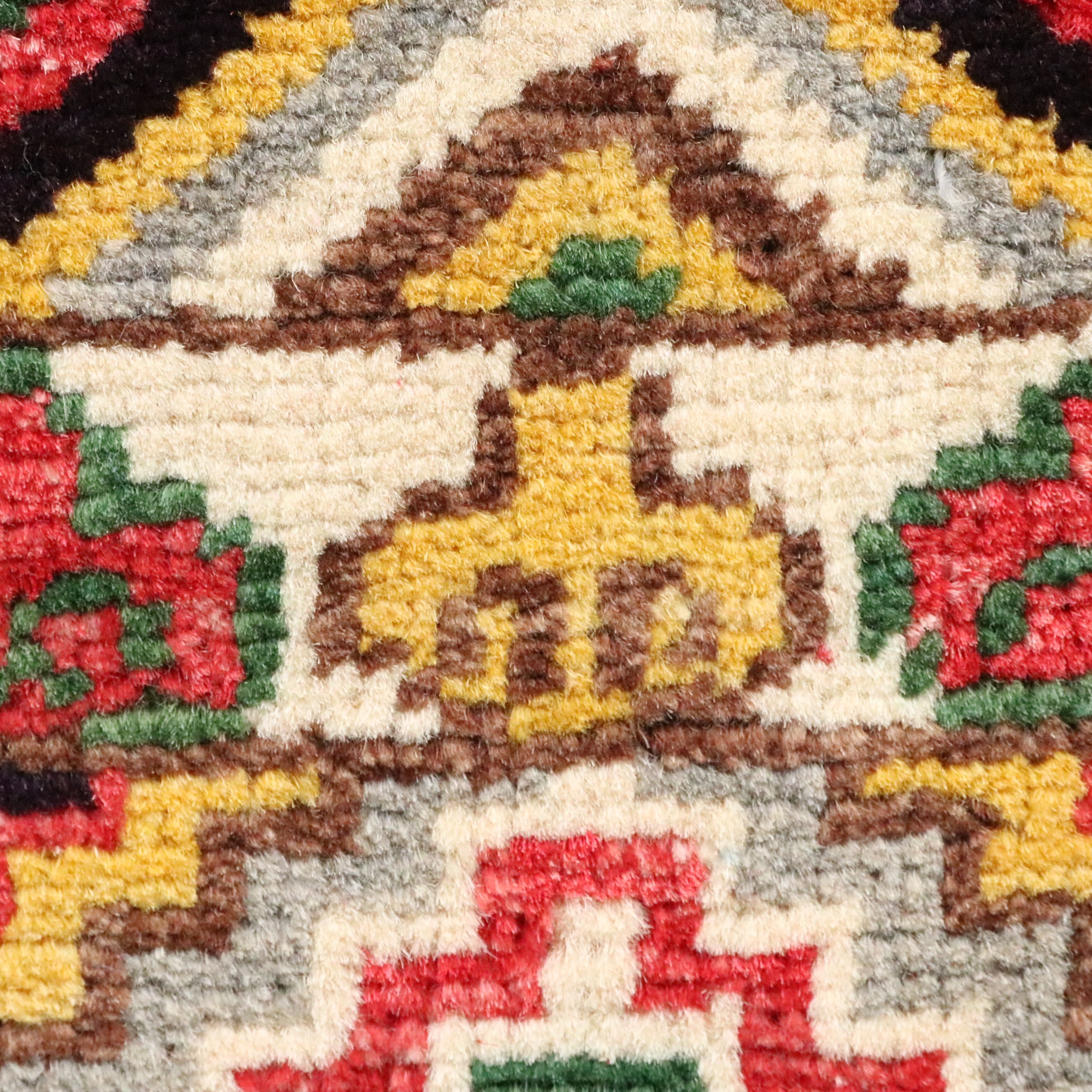 2'10 x 2'9 Hand-Knotted Caucasian Shirvan Accent Carpet