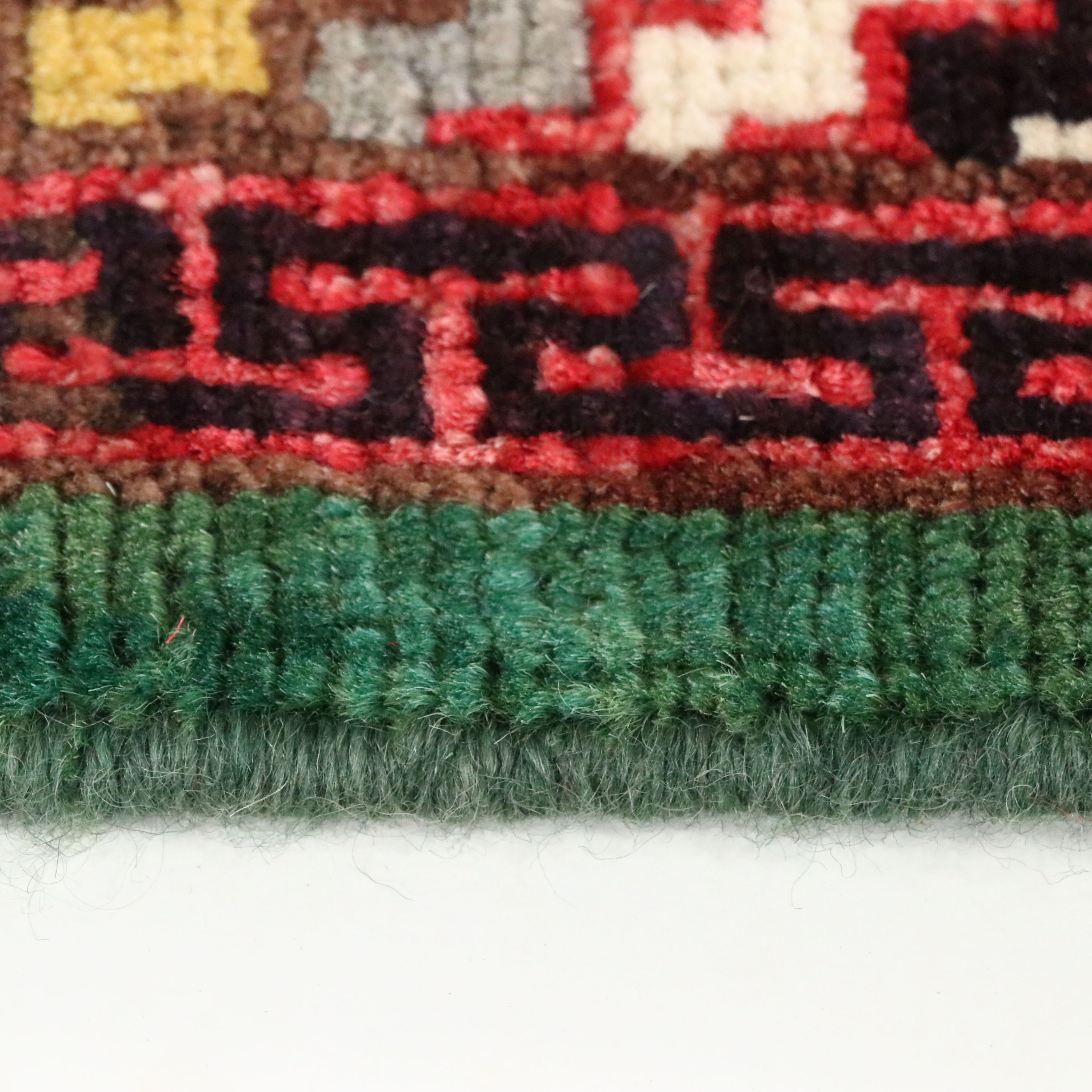 2'10 x 2'9 Hand-Knotted Caucasian Shirvan Accent Carpet