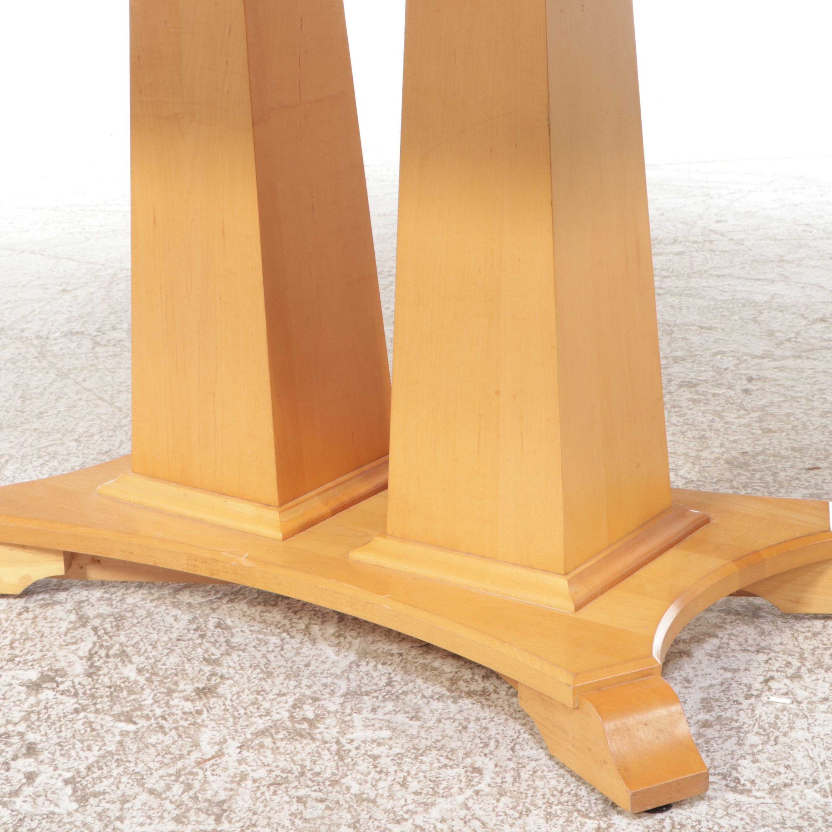 Saloom Furniture Seven Piece Dining Set