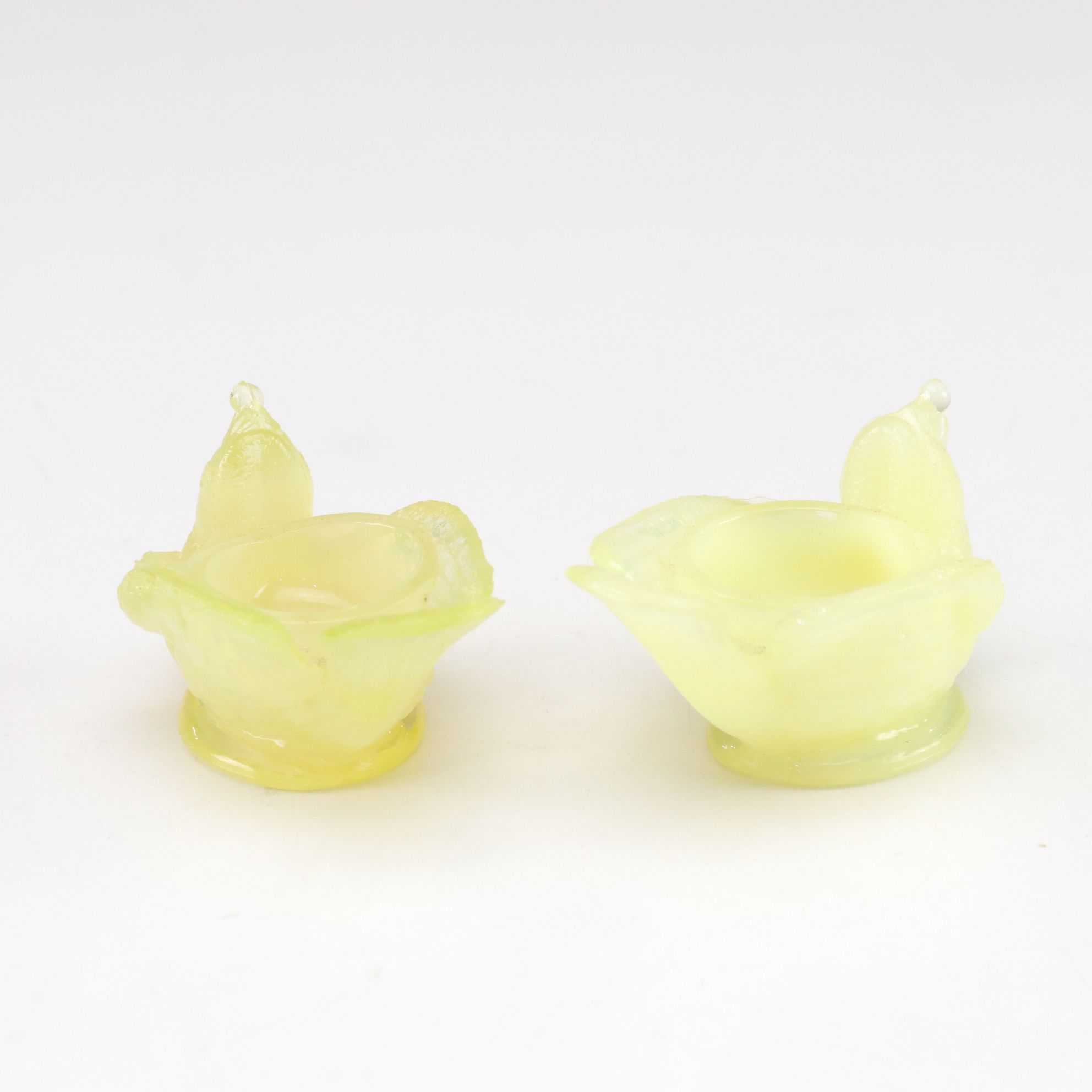 Fenton Uranium Glass "Hobnail" Fairy Lamp, Degenhart Chicken Salt Cellars & More