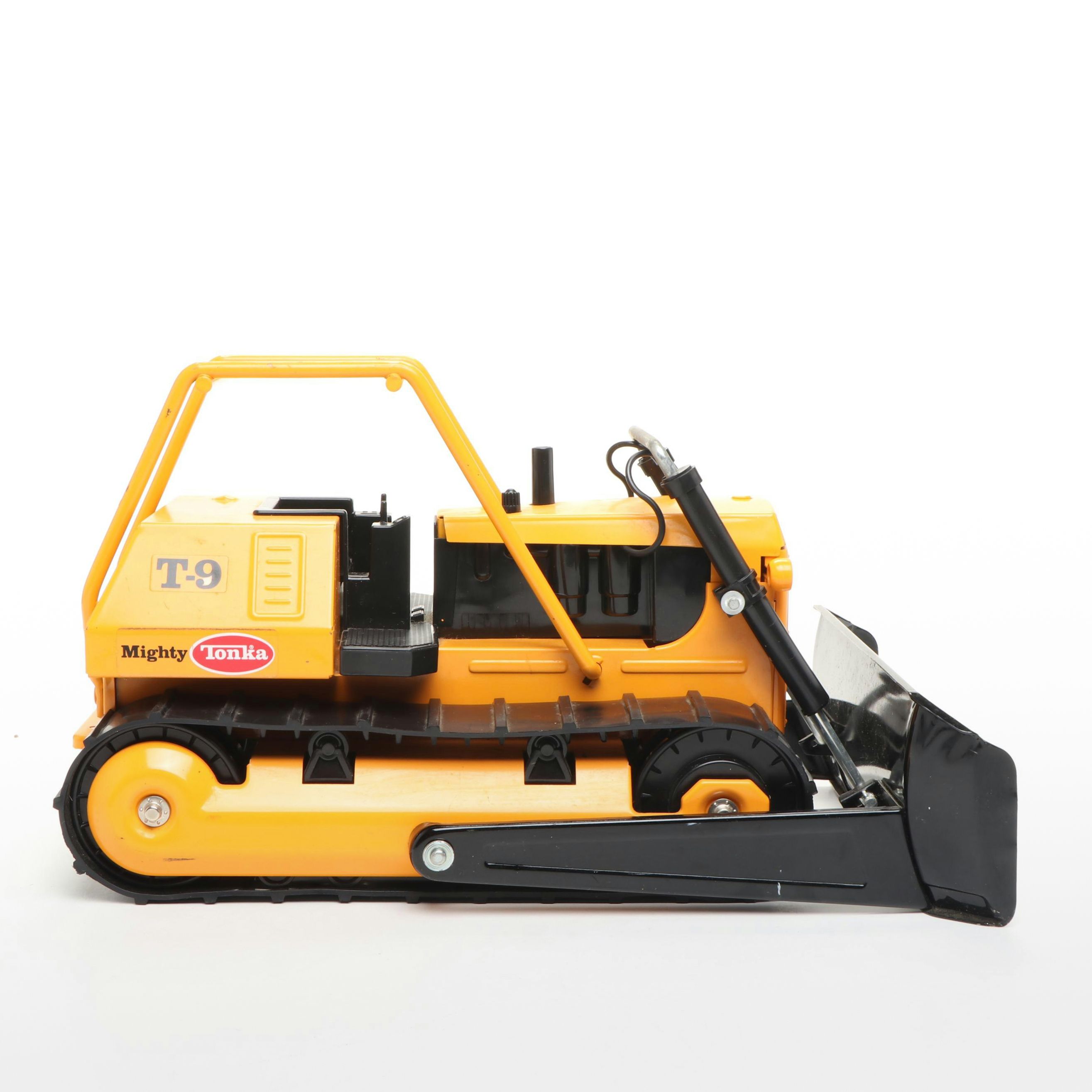 Tonka Pressed Steel Mighty Bulldozer