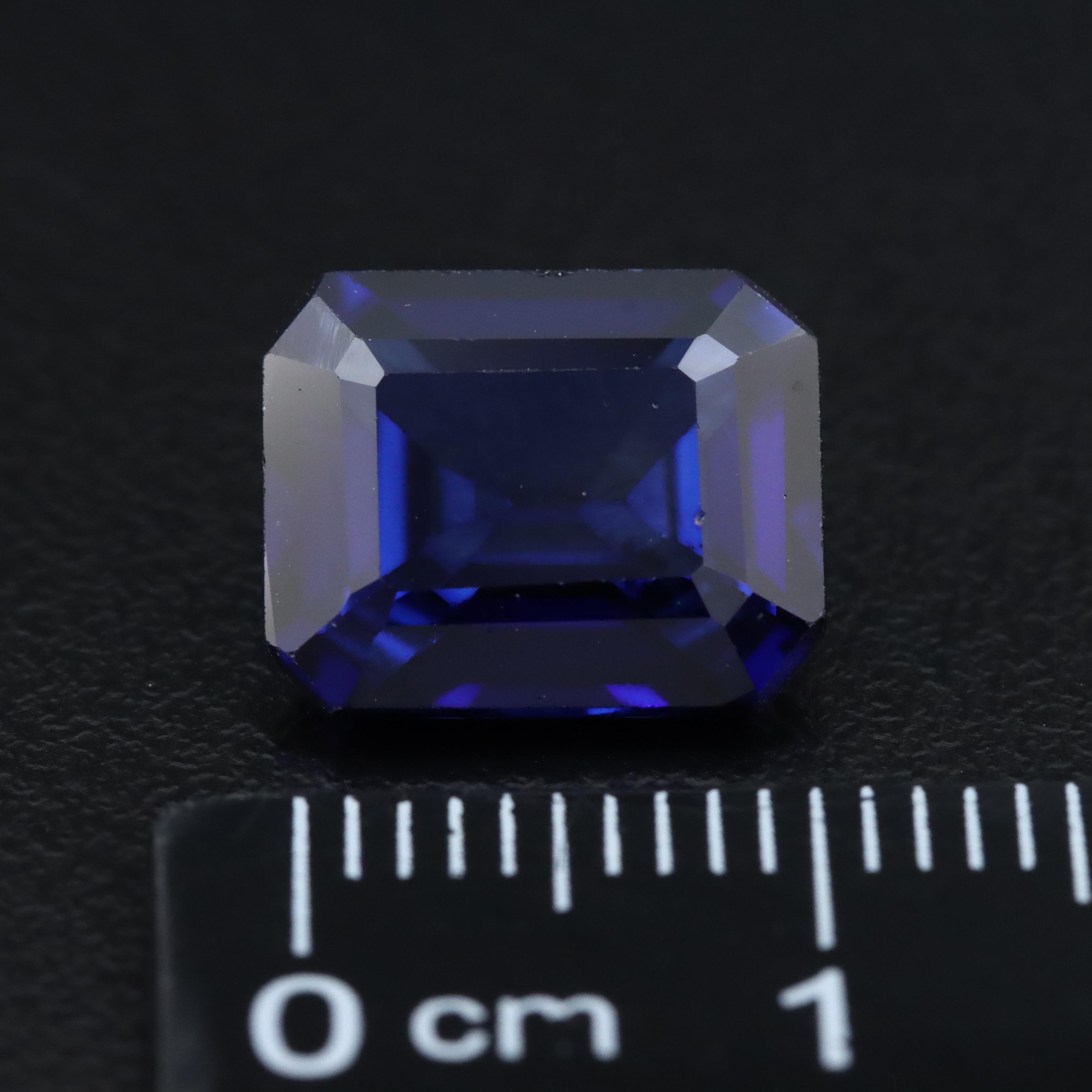 Loose 5.69 CT Lab Grown Sapphire