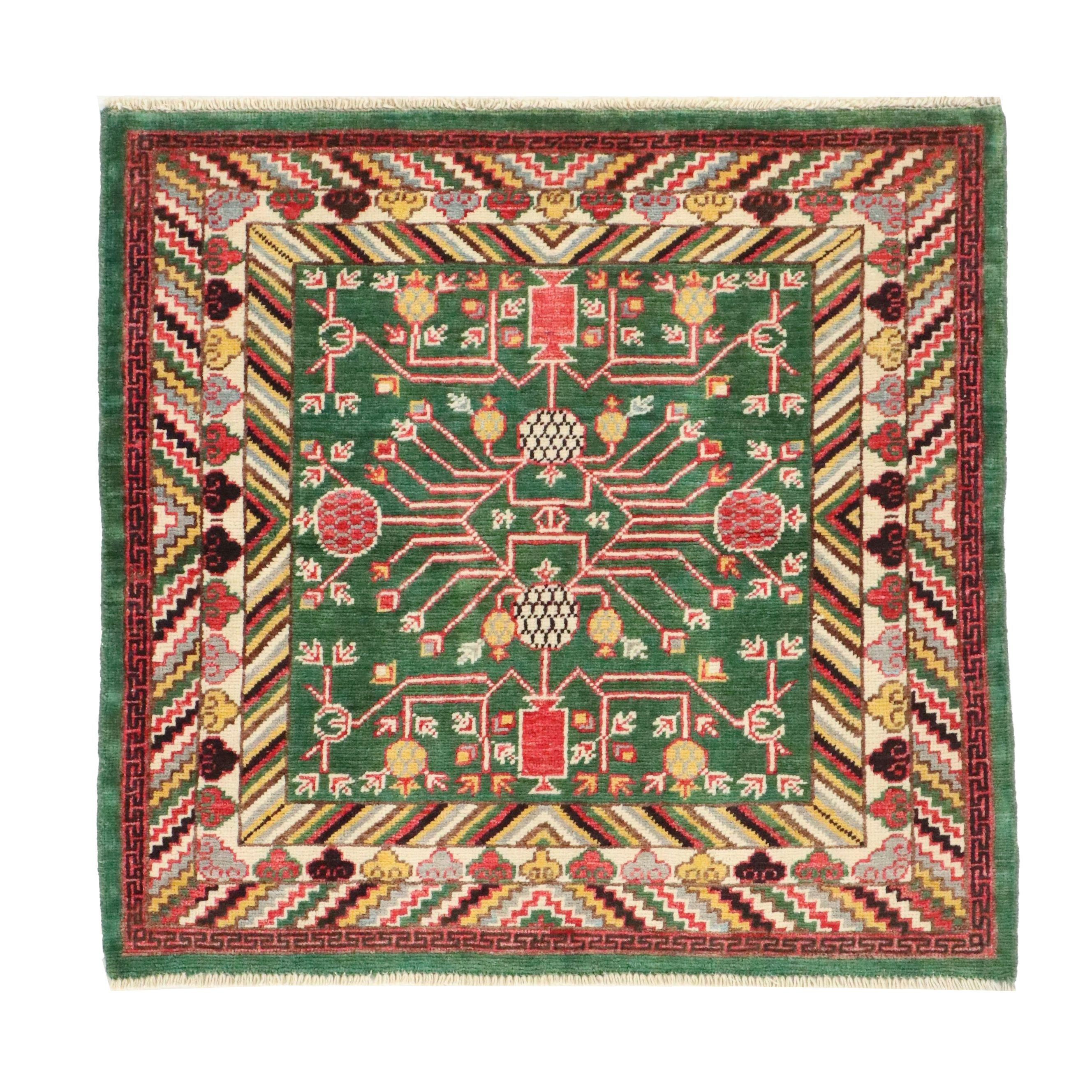 2'10 x 2'9 Hand-Knotted Caucasian Shirvan Accent Carpet