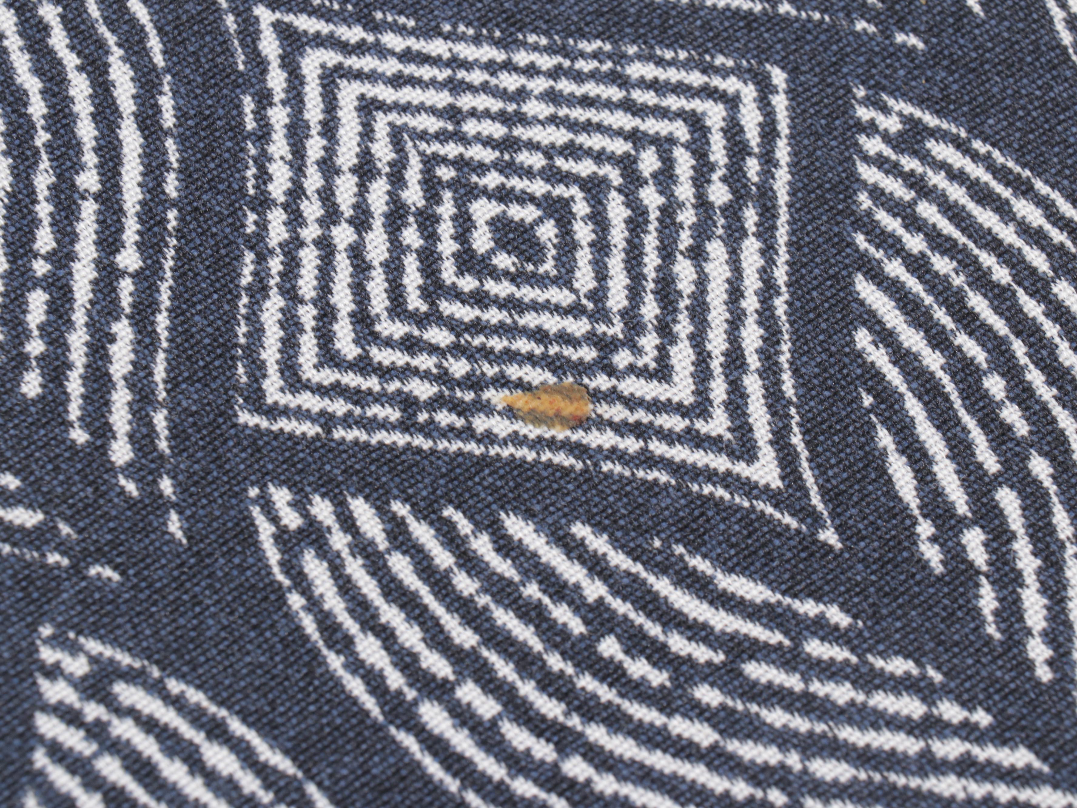 Wrought Metal Mesh Patio Chaise Lounge with Cushion