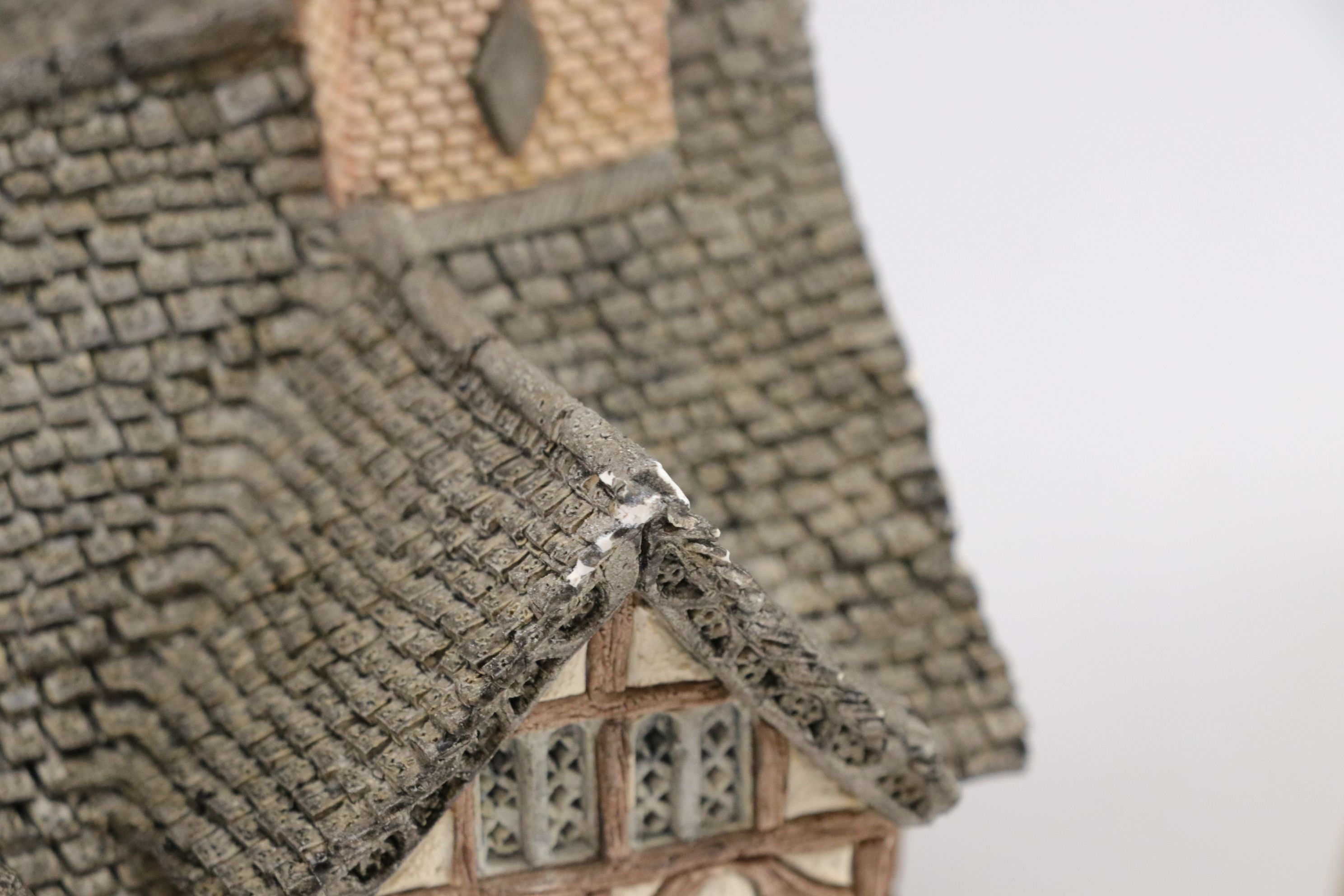 David Winter "Queen Elizabeth Slept Here" and More Village Cottages