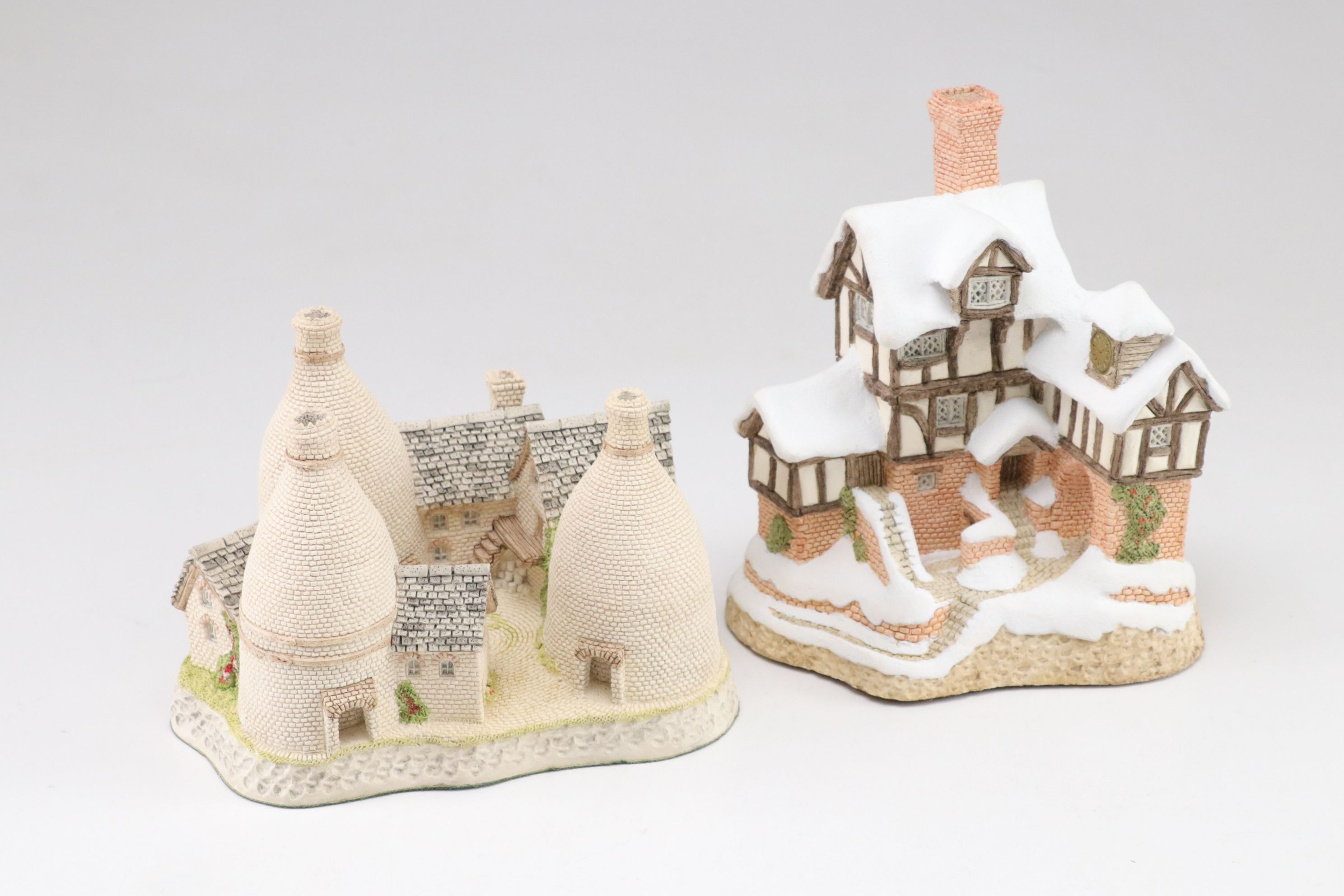 David Winter "Queen Elizabeth Slept Here" and More Village Cottages