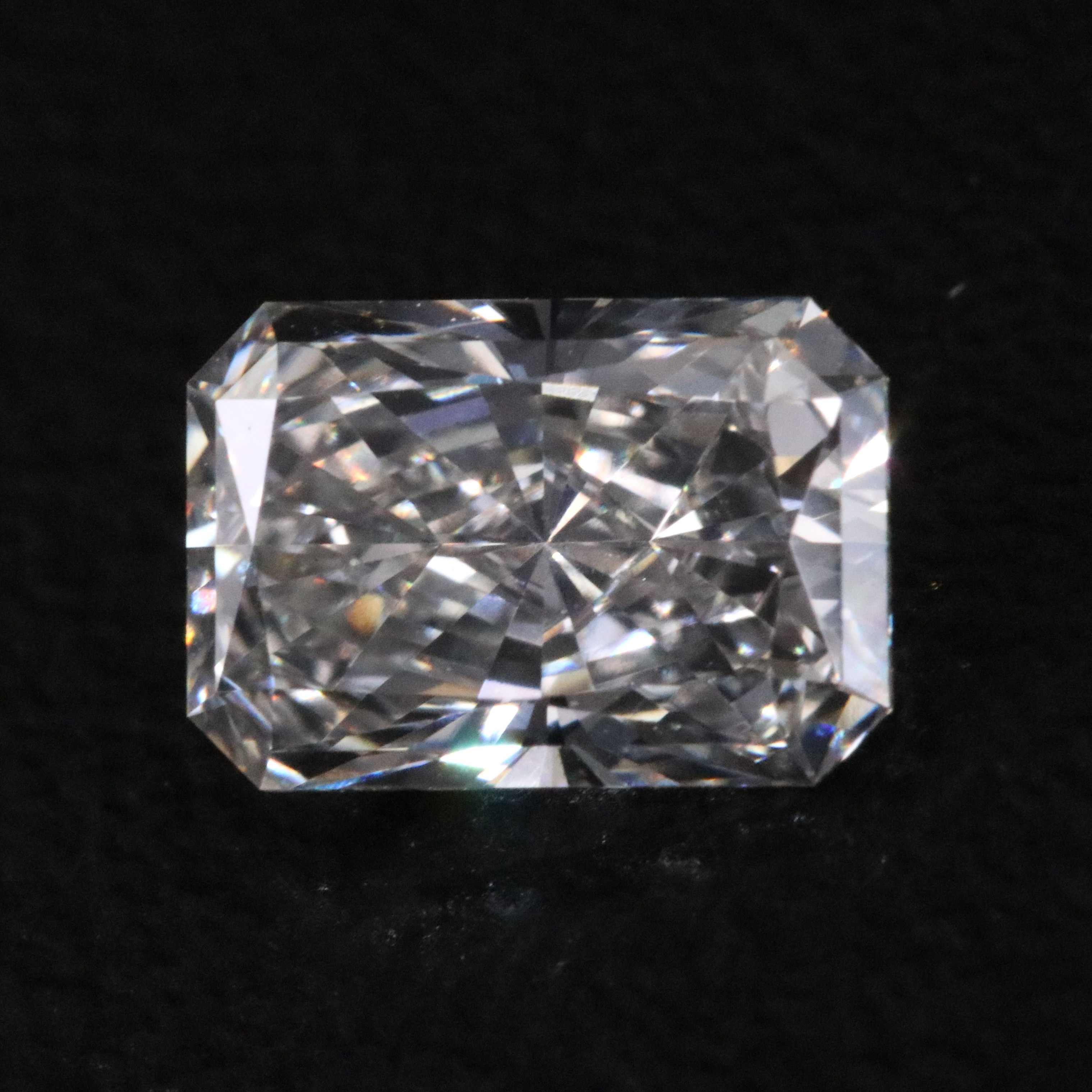 Loose 0.96 CT Lab Grown Diamond with IGI Report