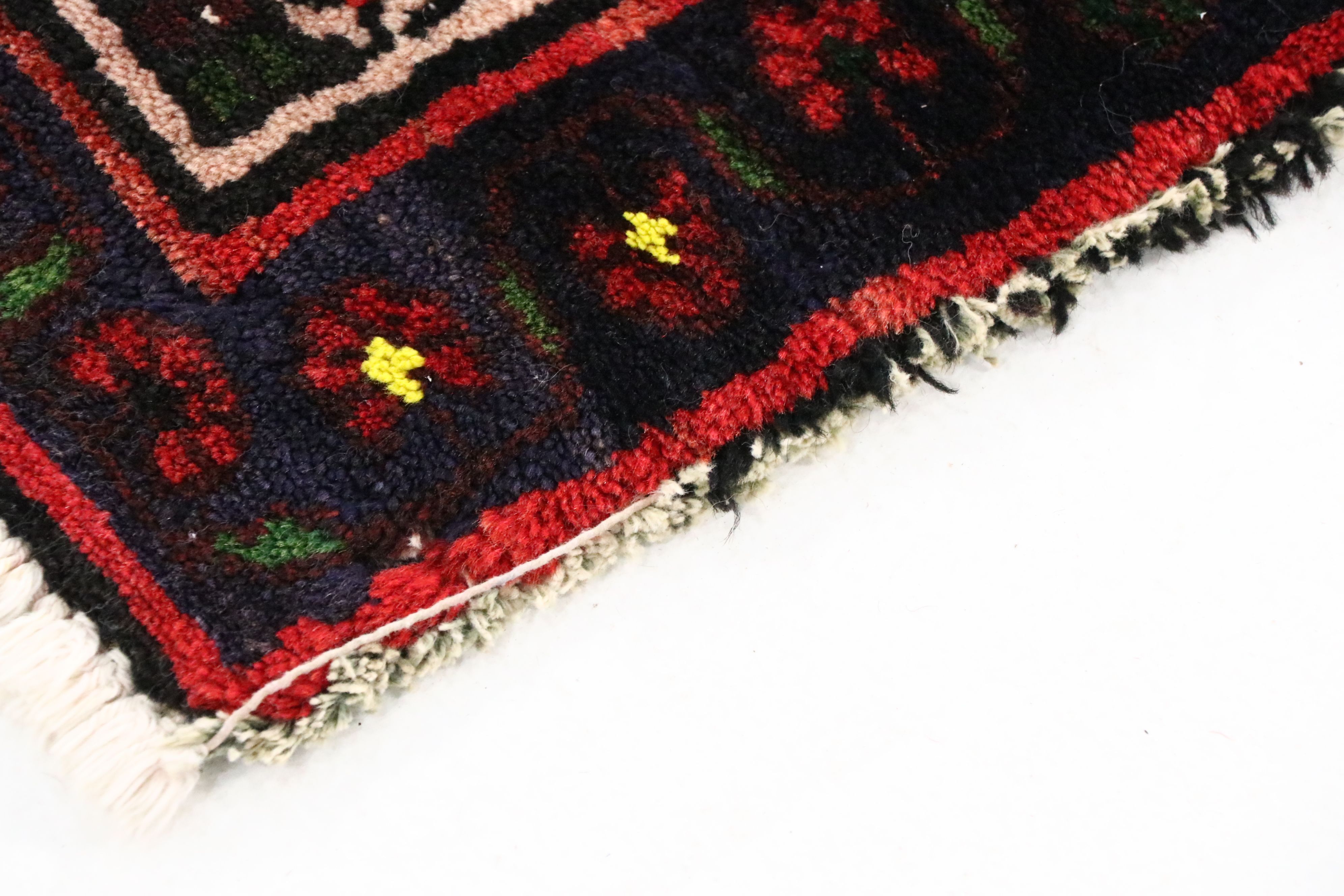 5'2 x 8'7 Hand-Knotted Persian Hamadan Area Rug