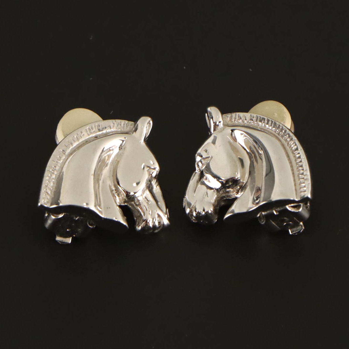 Hermès "Bijouterie Fantaisie" Horse Head Clip-On Earrings in Box