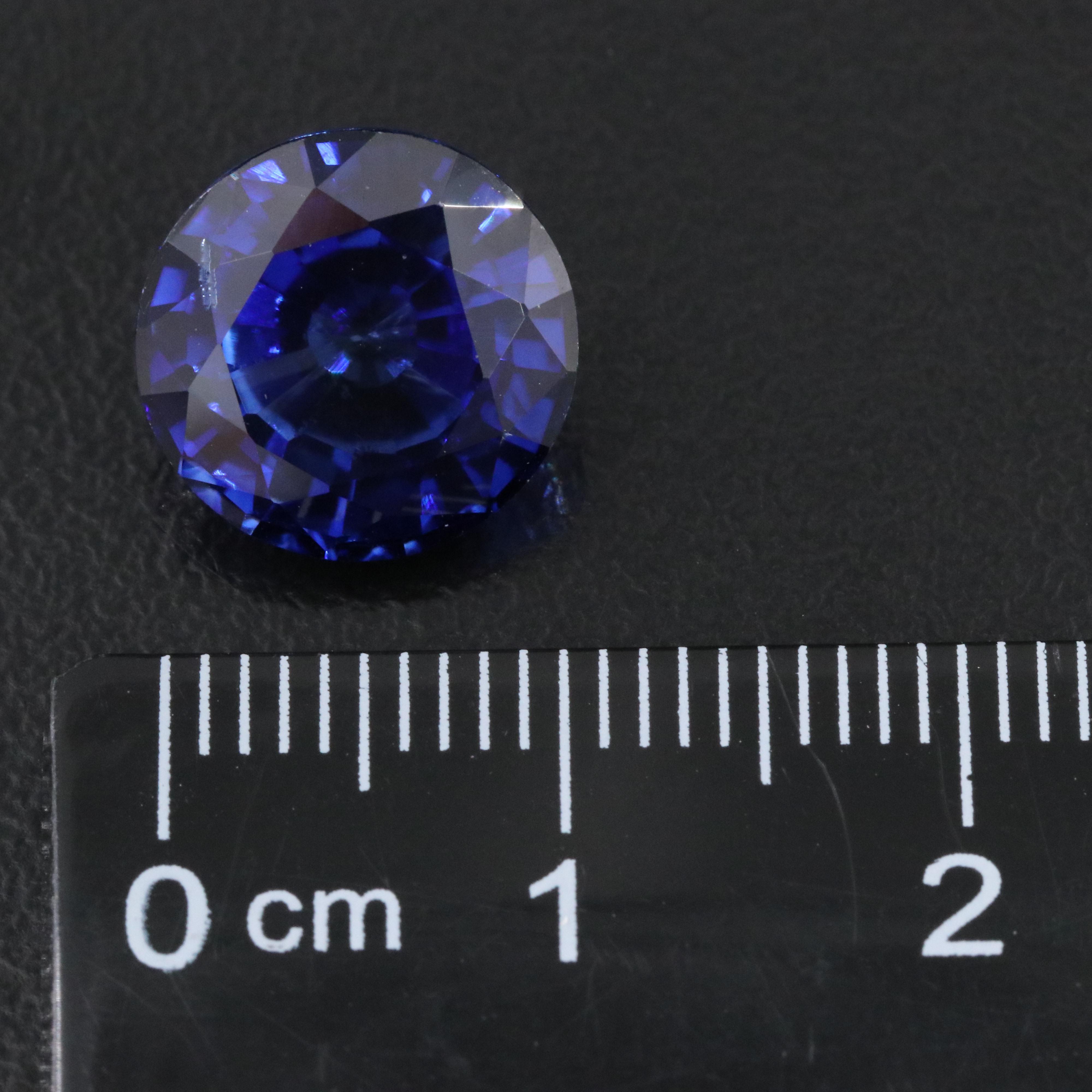 Loose 6.70 CT Lab Grown Sapphire
