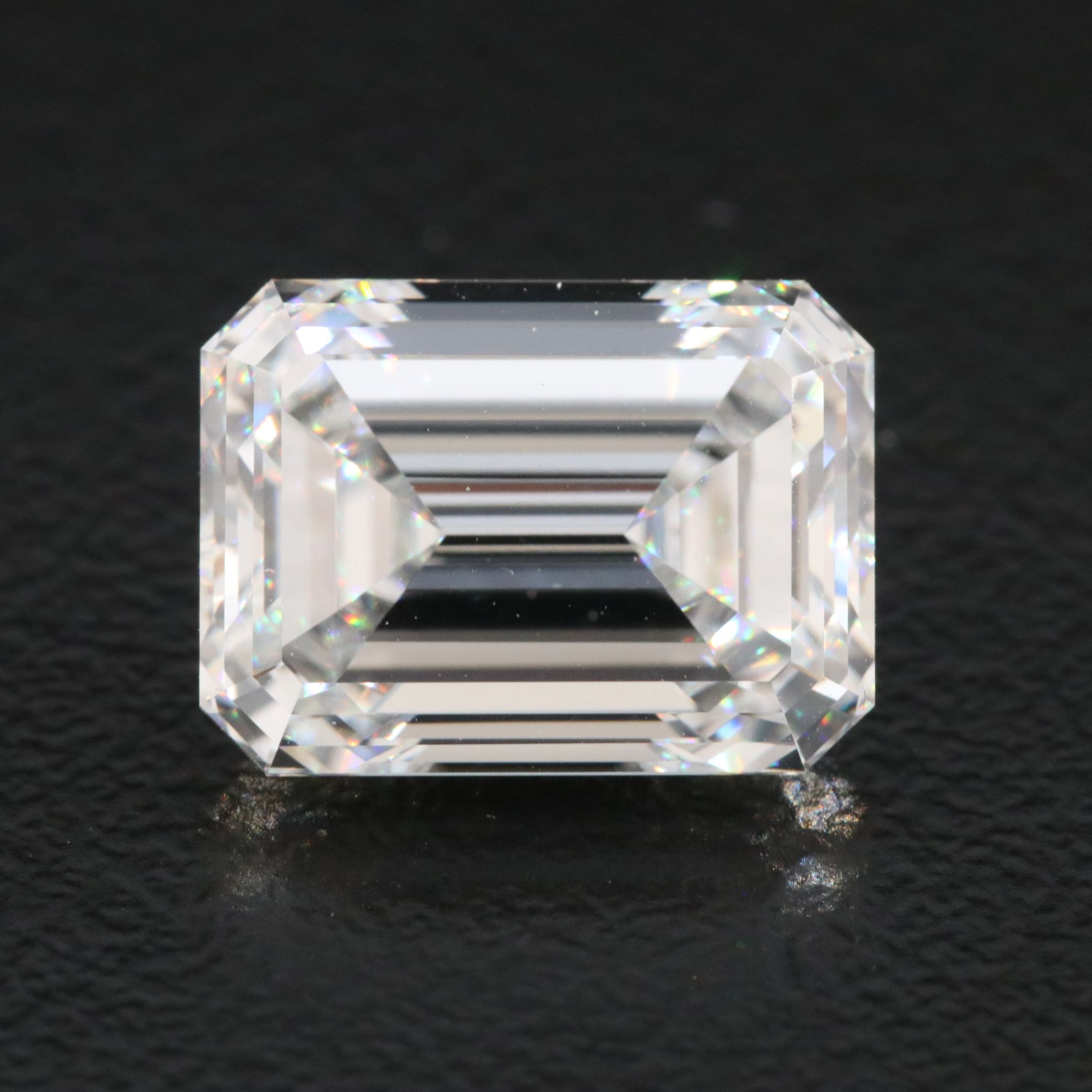 Loose 5.02 CT Lab Grown Diamond with IGI Report