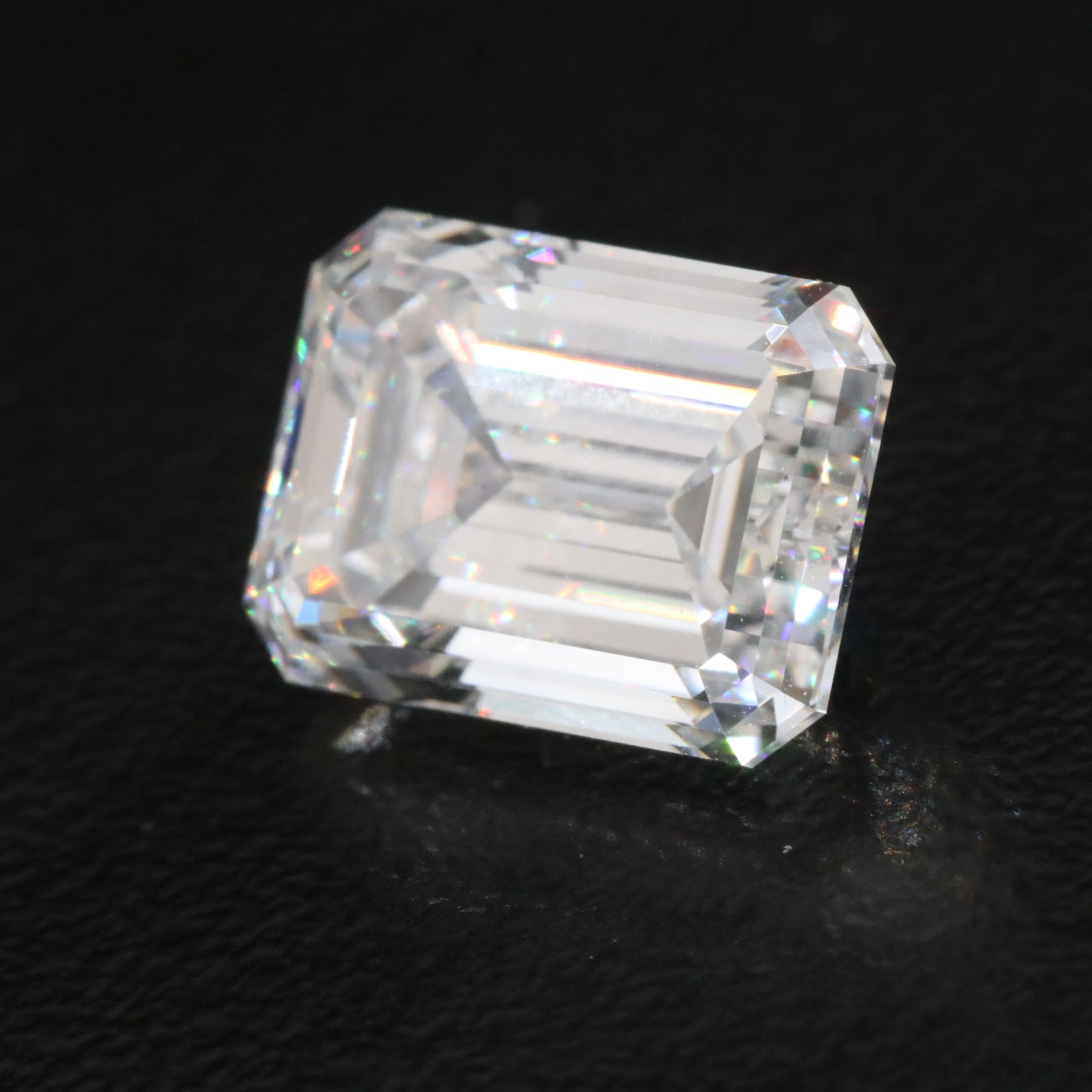 Loose 5.02 CT Lab Grown Diamond with IGI Report