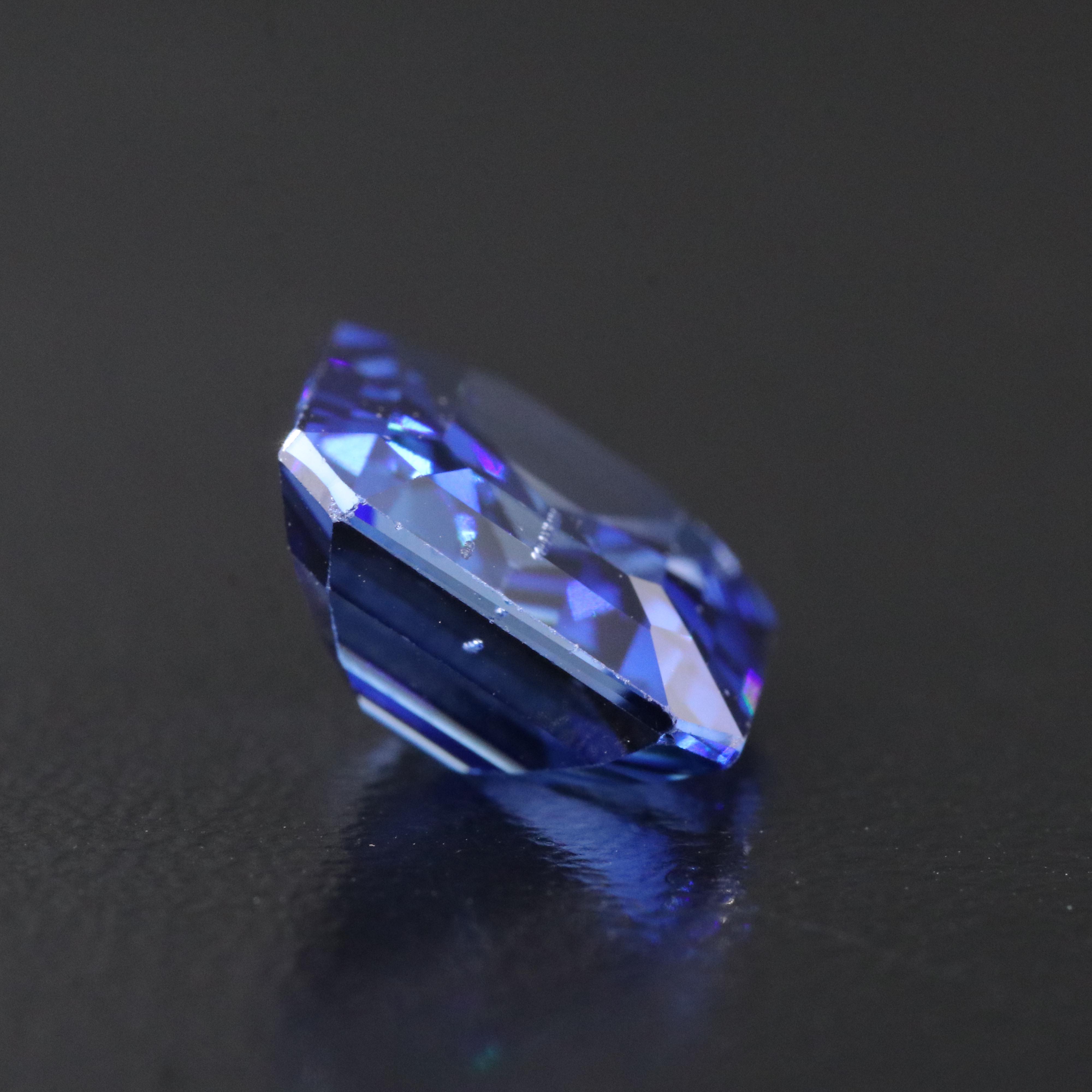Loose 7.05 CT Lab Grown Sapphire