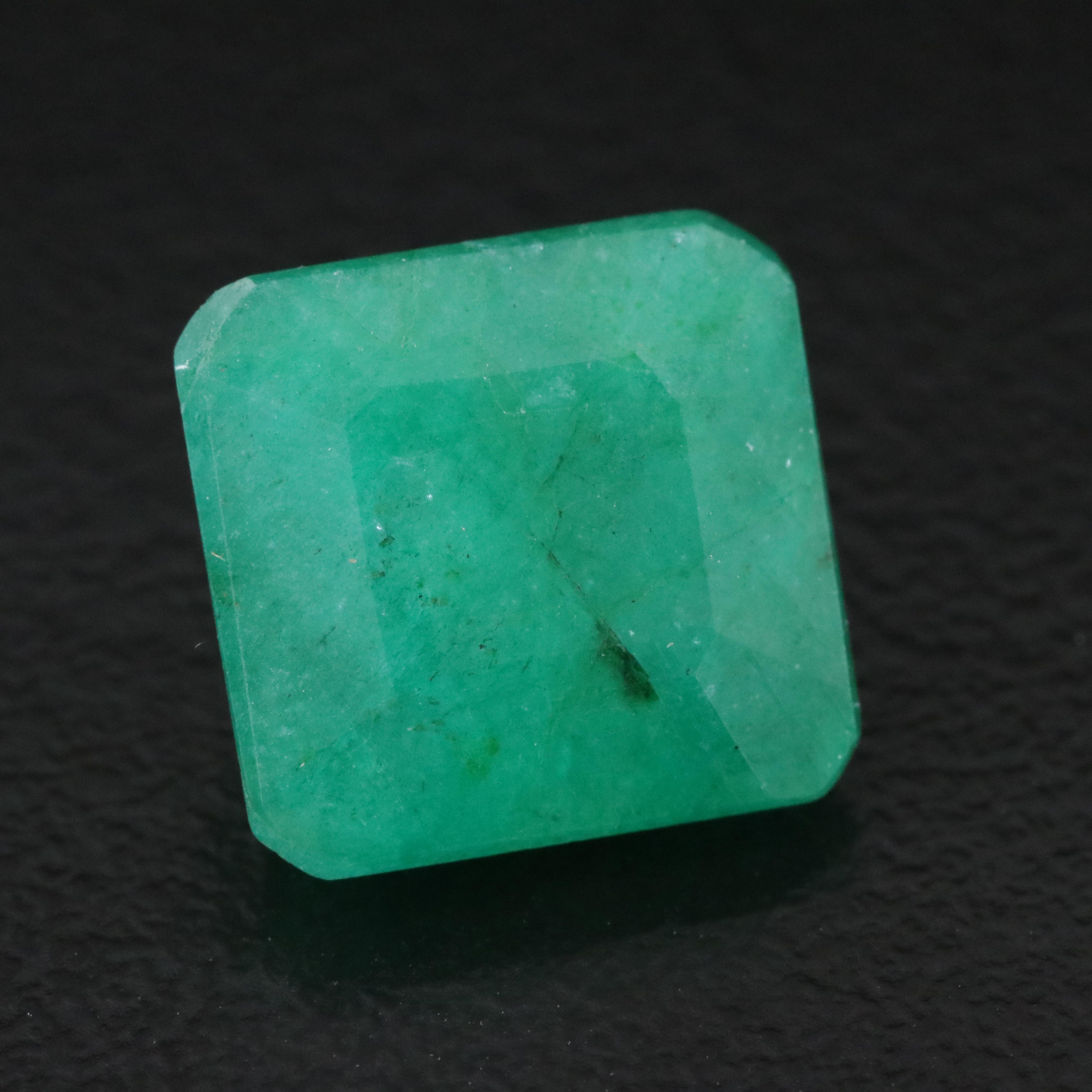 Loose 6.49 CT Emerald