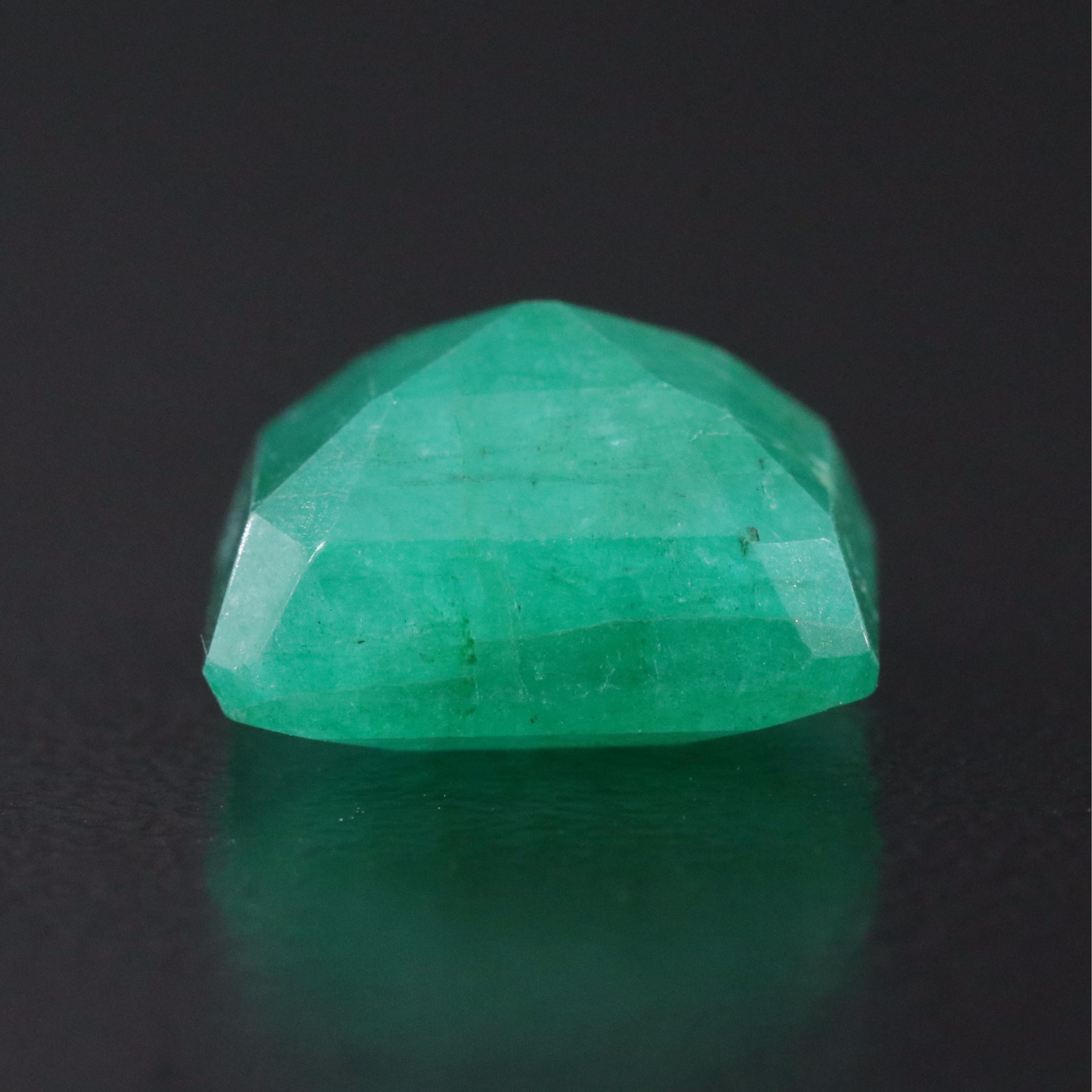 Loose 6.49 CT Emerald