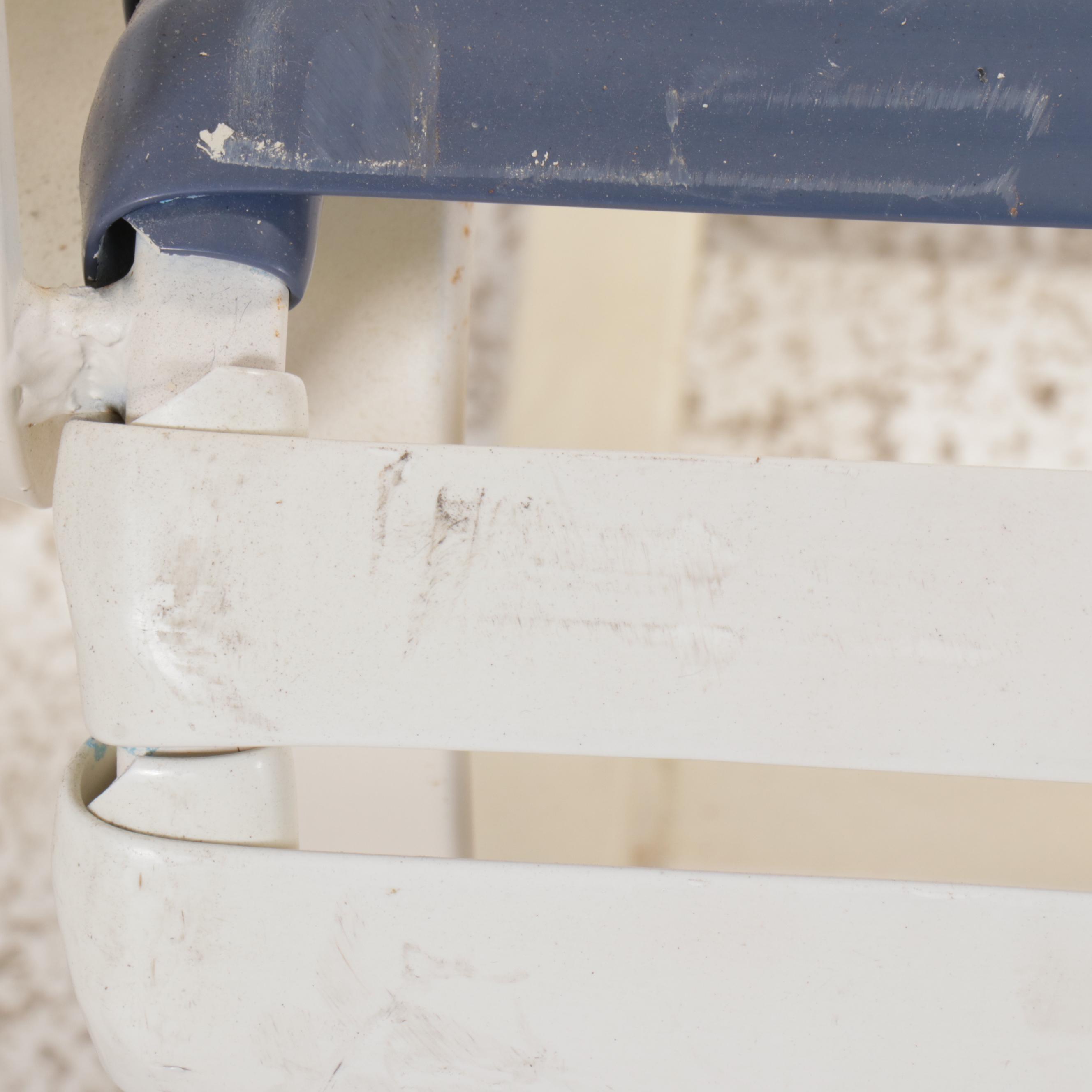 Pair of Cantilevered Aluminum Patio Armchairs with Ottoman and Side Table