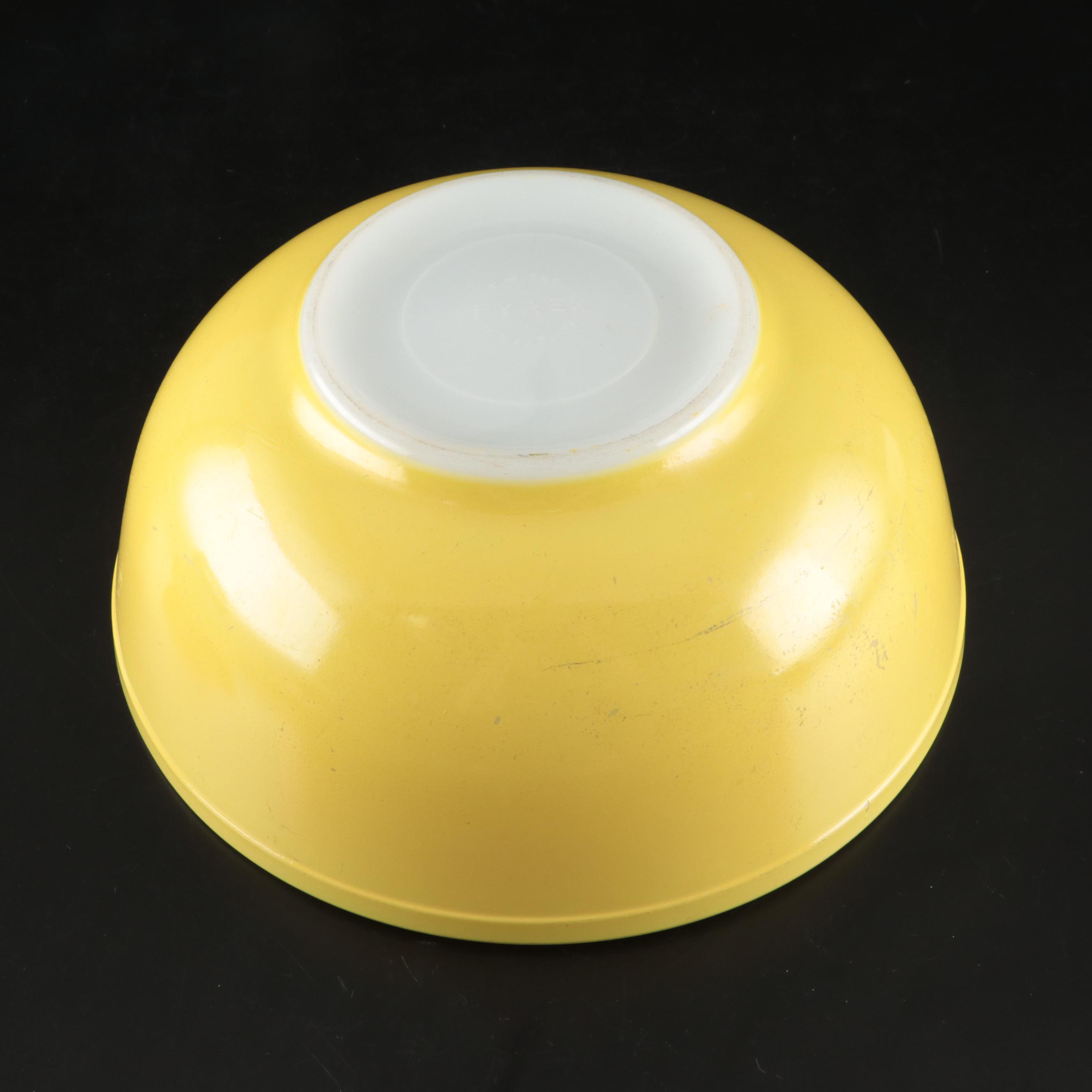 Fire-King and Pyrex Mixing Bowls, Refrigerator Containers and Baking Dish