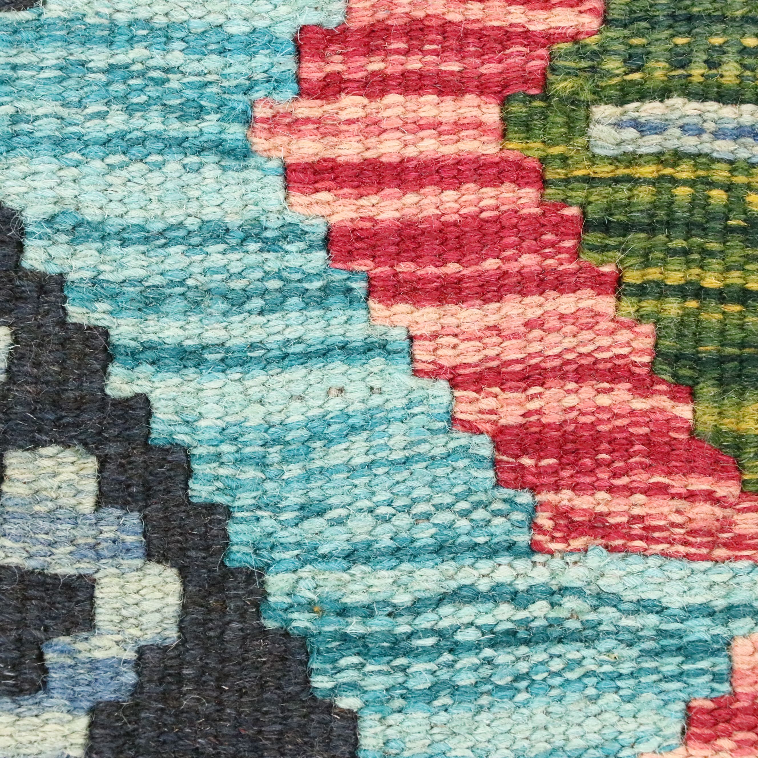 2'8 x 9'5 Handwoven Pakistani Kilim Carpet Runner