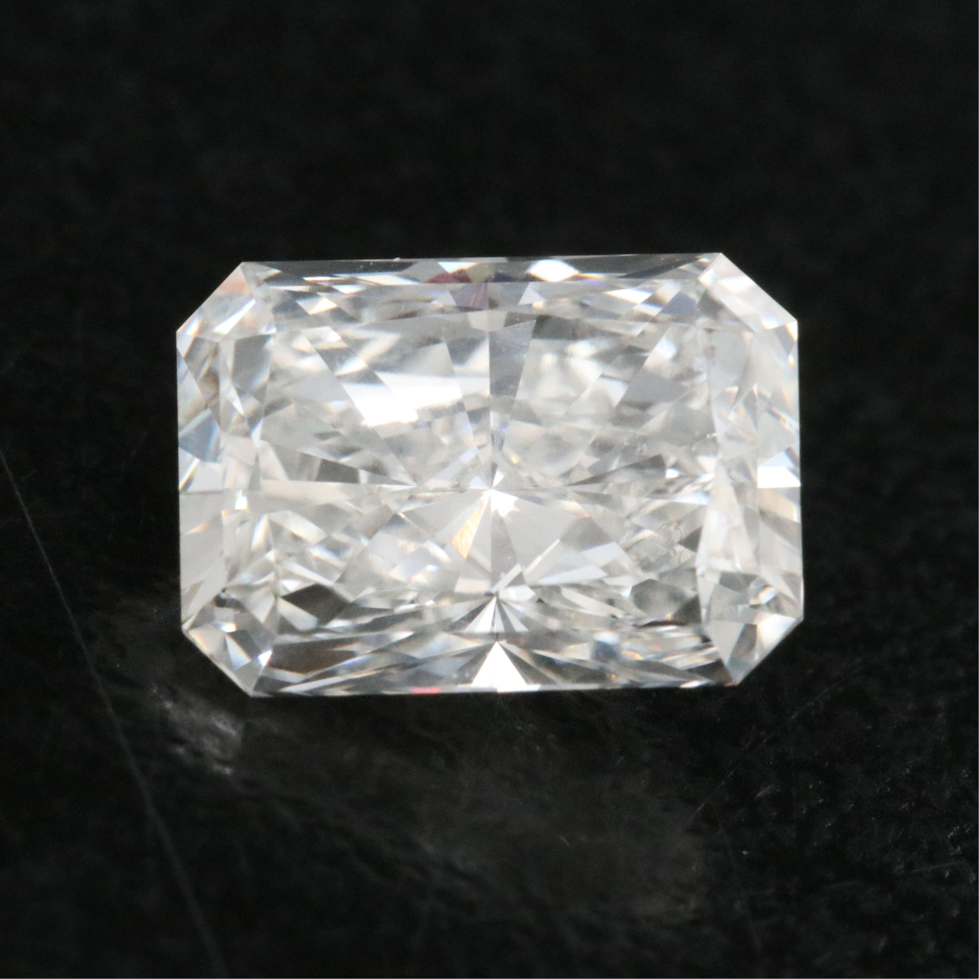 Loose 1.91 CT Lab Grown Diamond with IGI Report