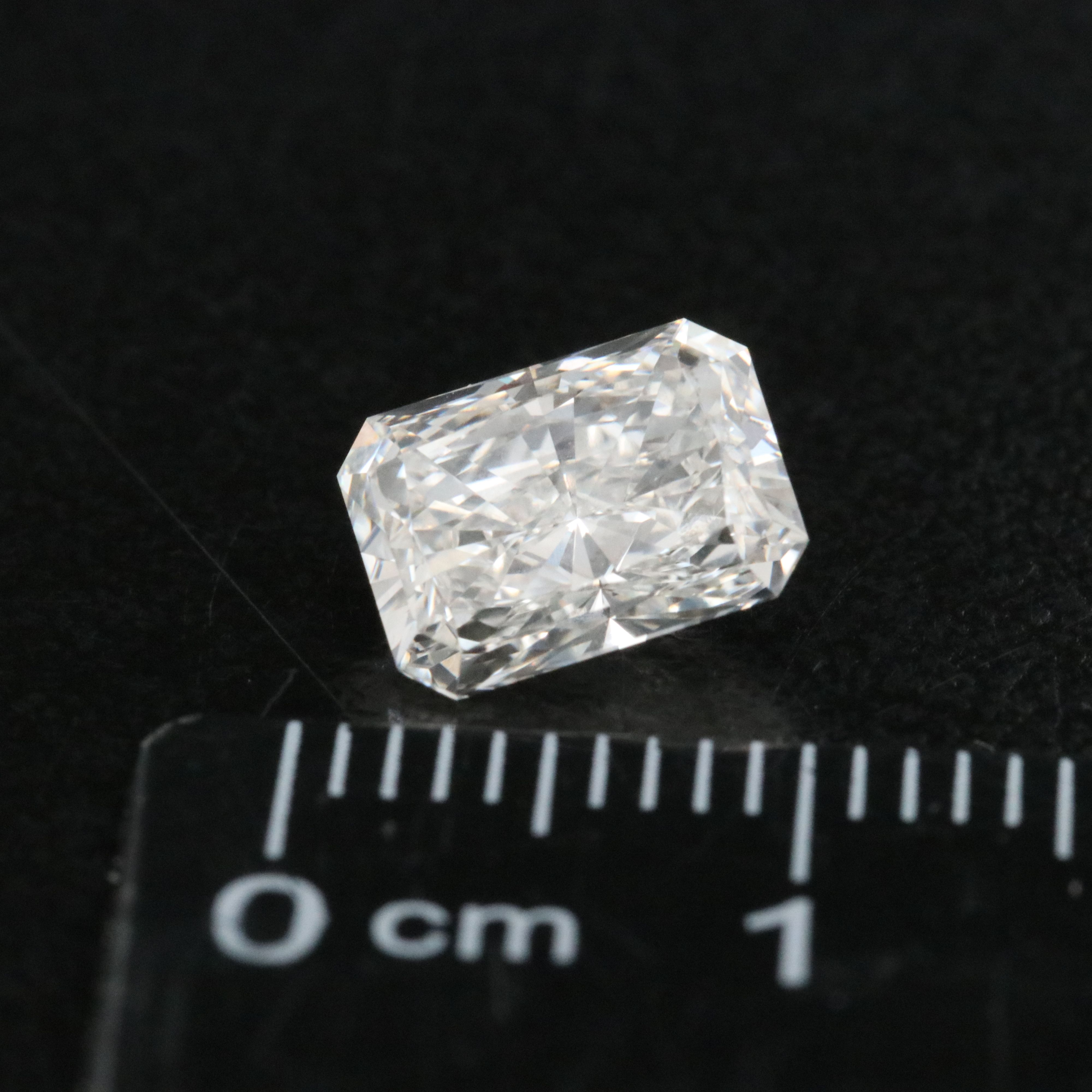 Loose 1.91 CT Lab Grown Diamond with IGI Report