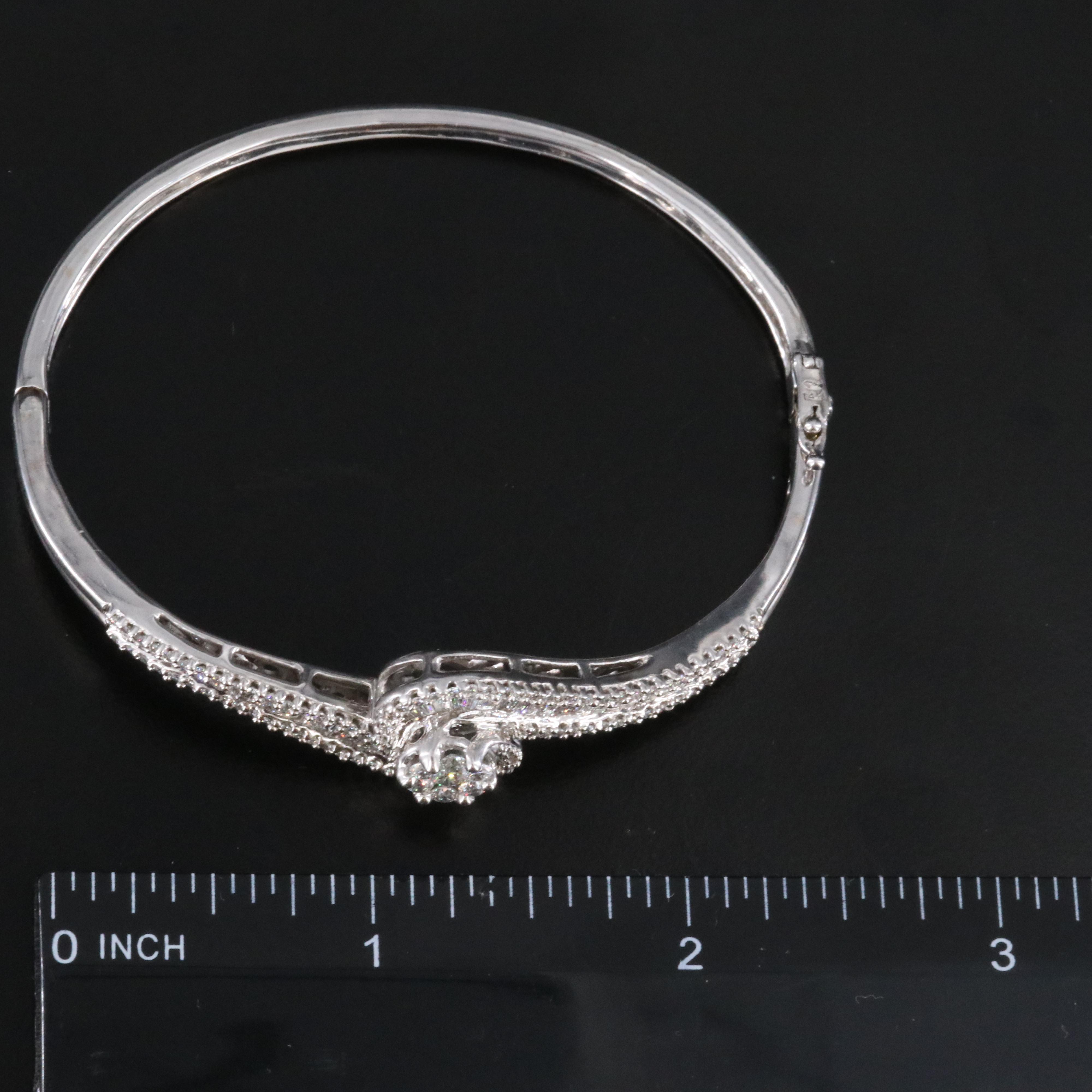 14K 2.16 CTW Diamond Hinged Bangle Bracelet