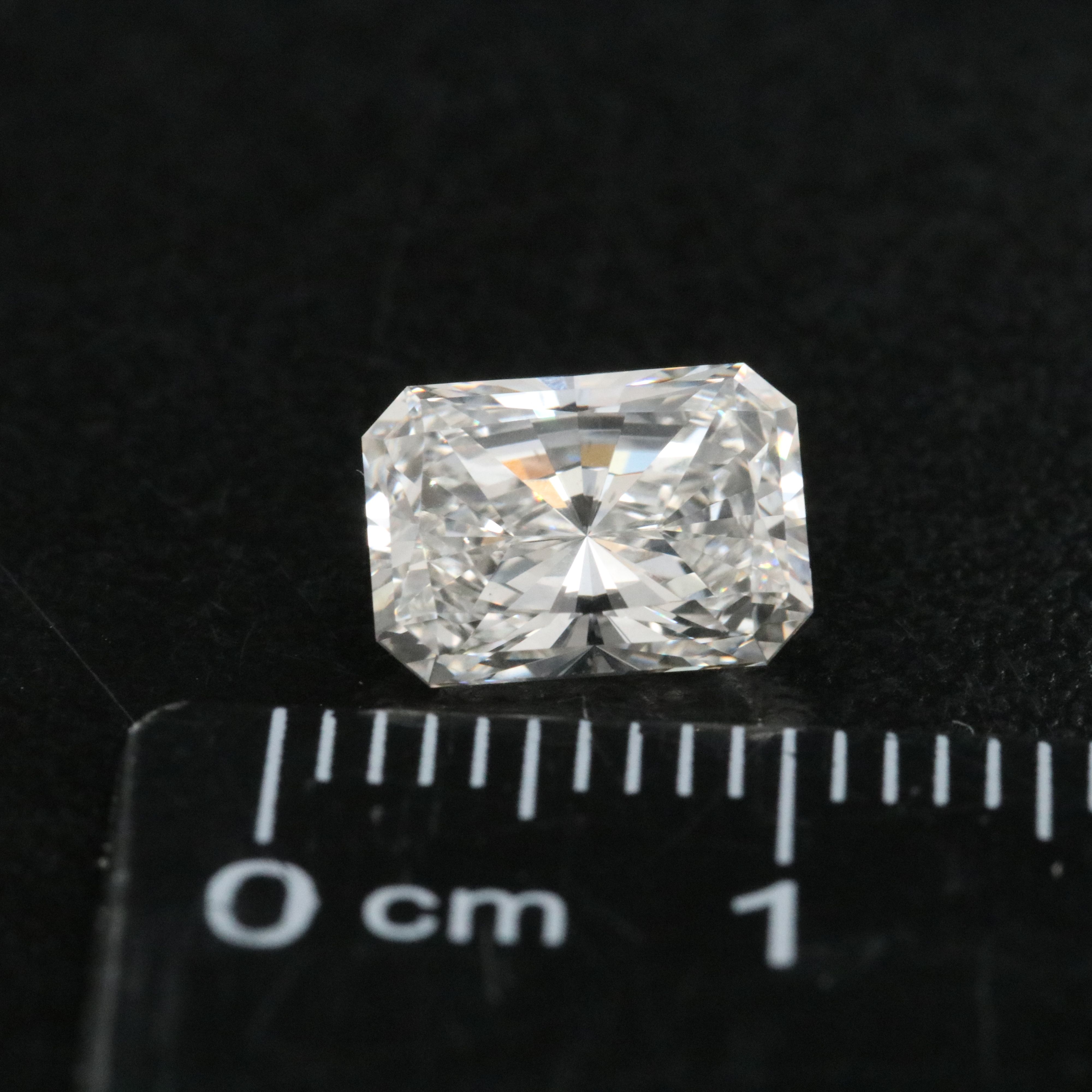 Loose 1.88 CT Lab Grown Diamond with IGI Report