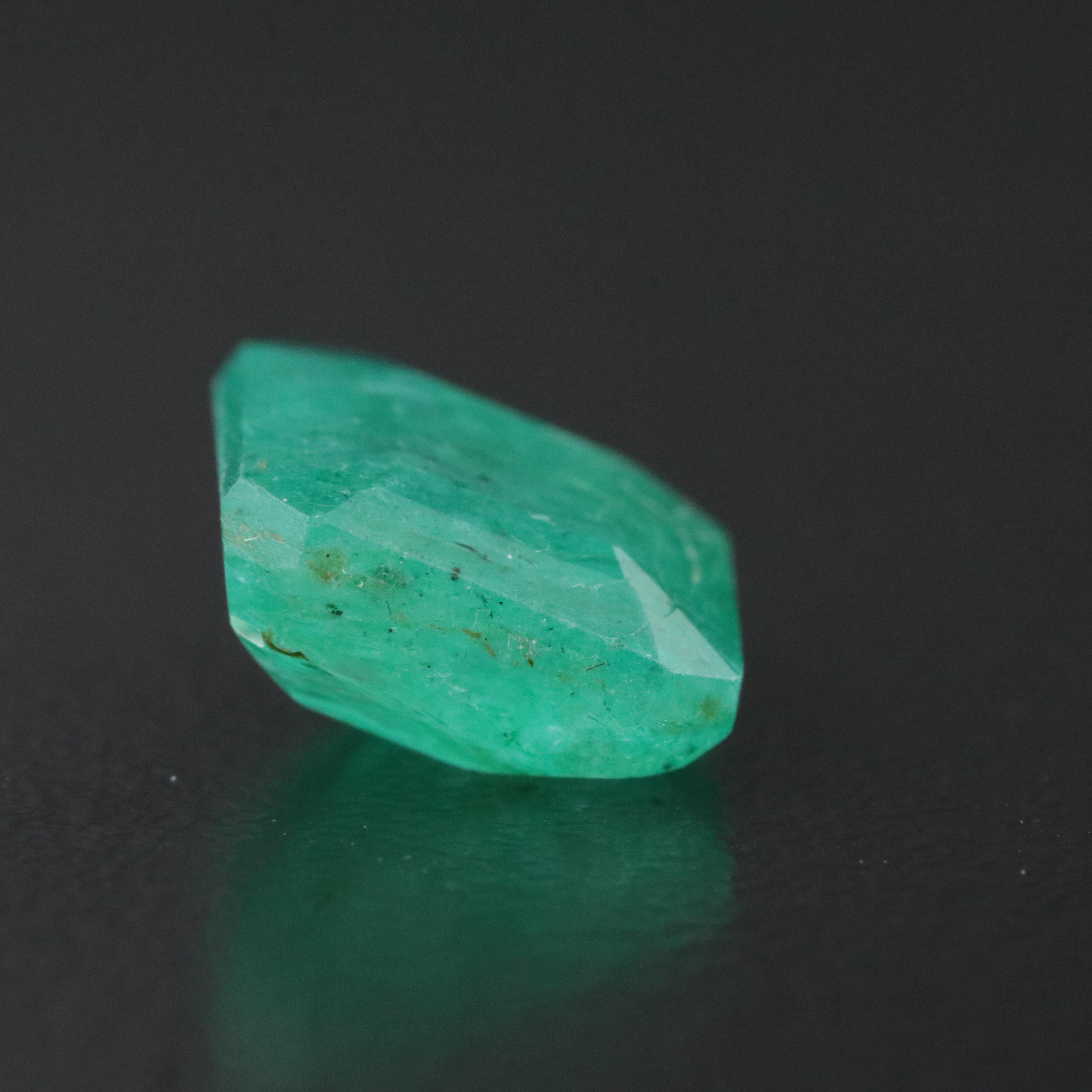 Loose 5.24 CT Emerald