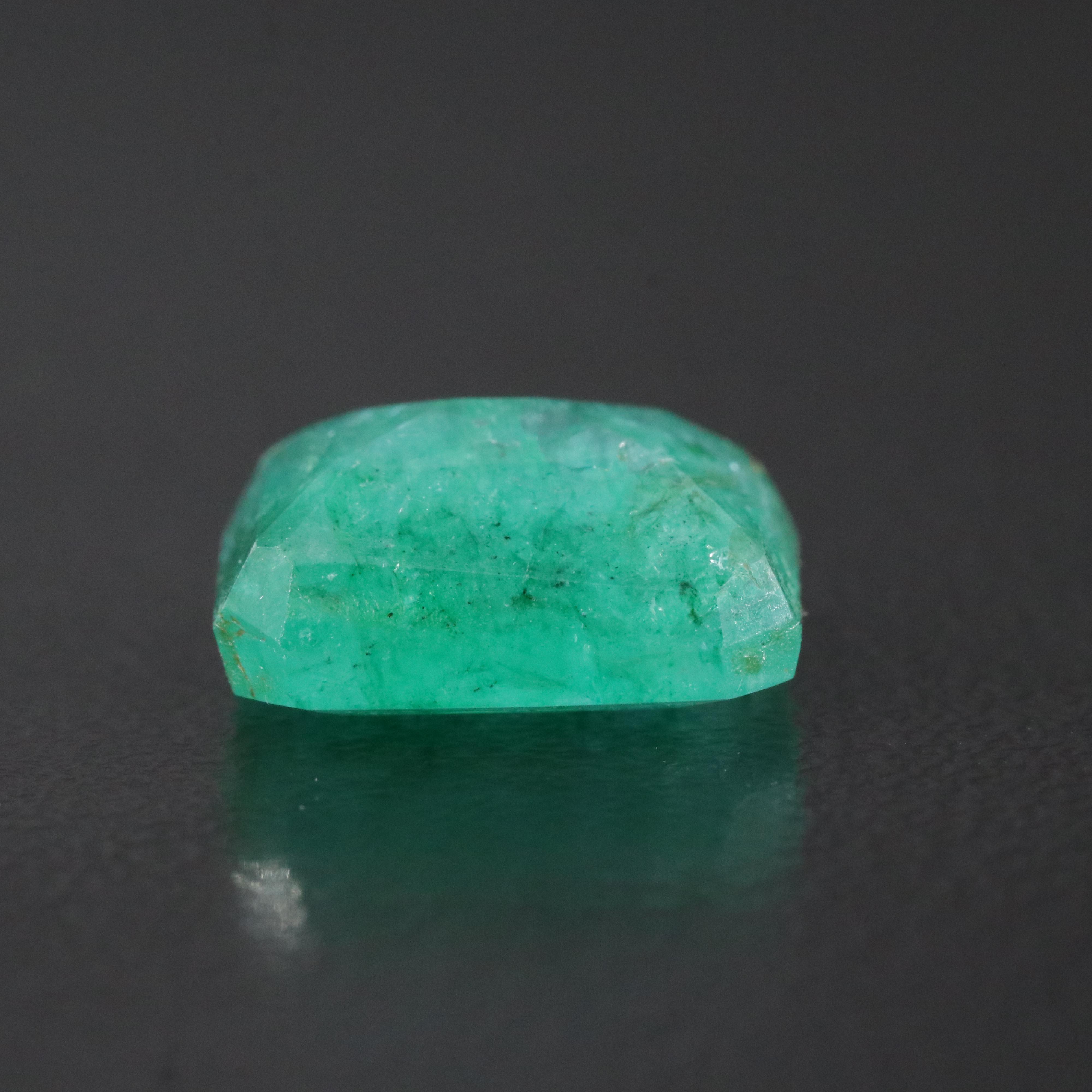 Loose 5.24 CT Emerald