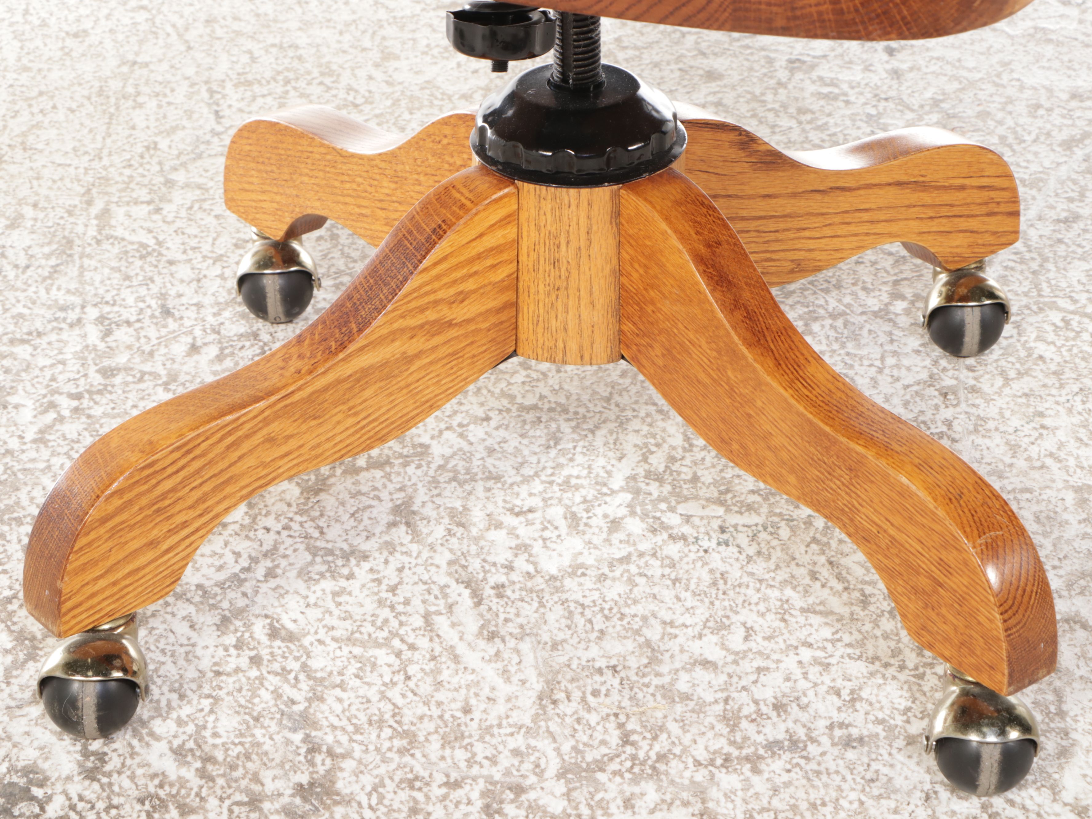 Oak Crest Oak Roll-Top Desk with Oak and Rattan Office Chair