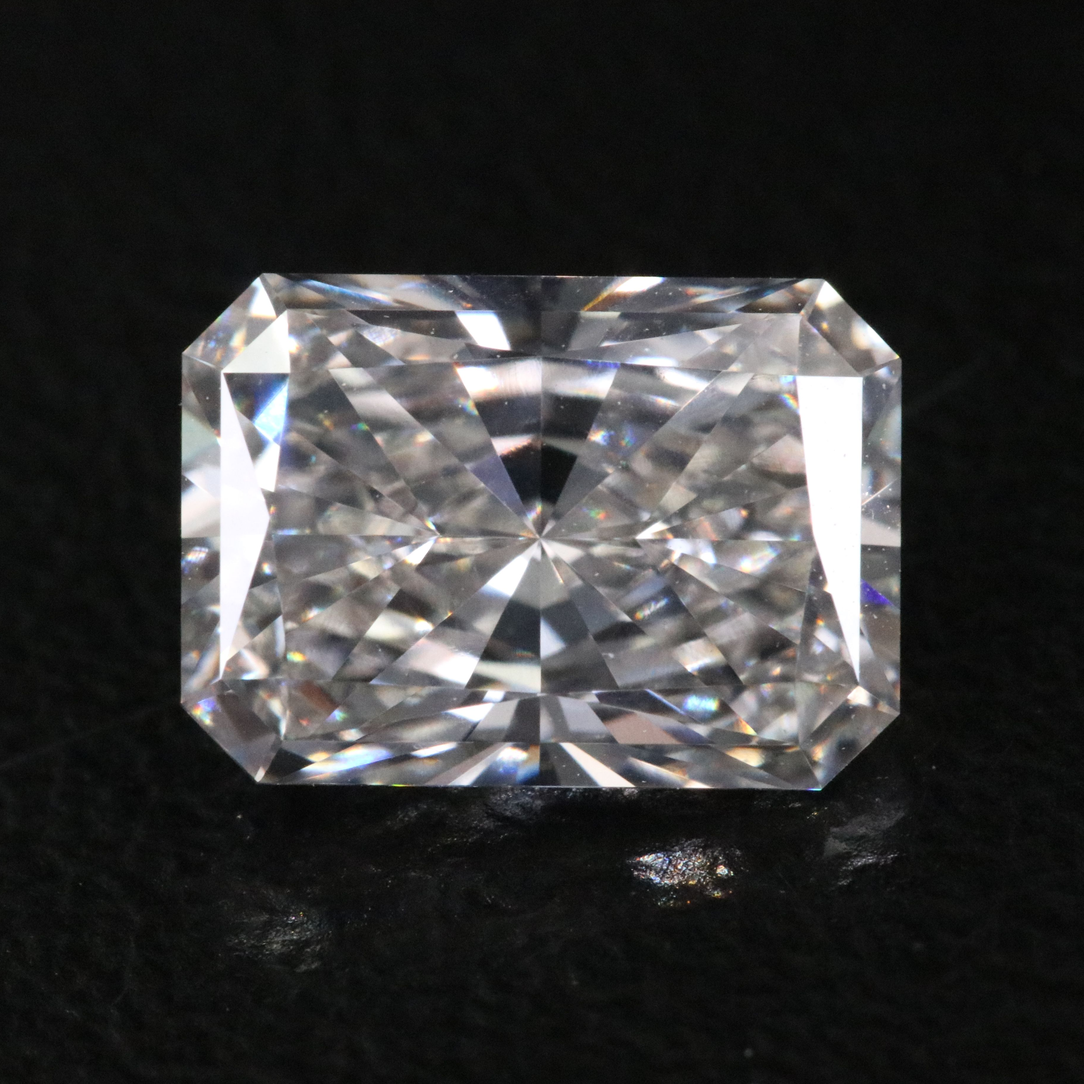 Loose 1.90 CT Lab Grown Diamond with IGI Report