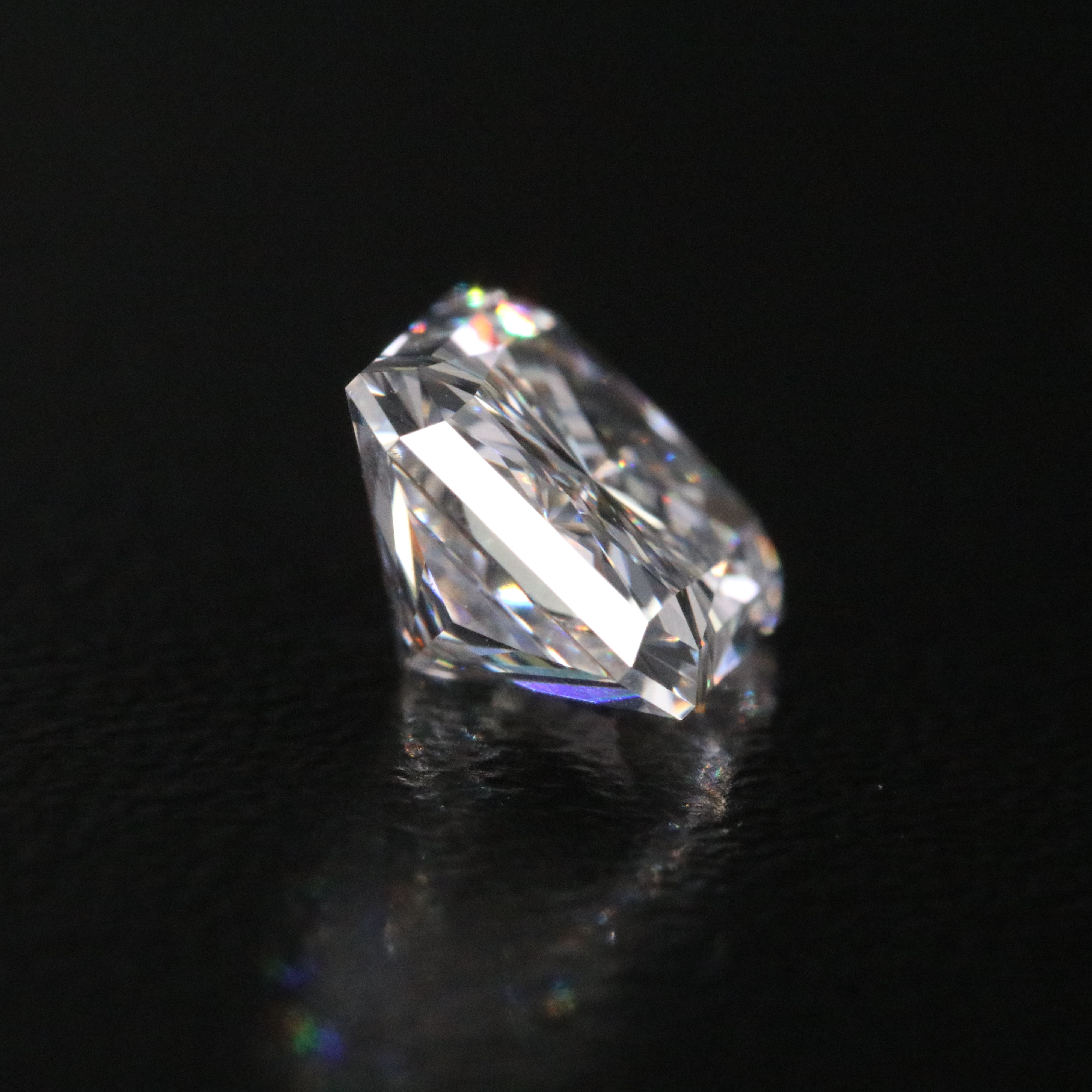 Loose 1.90 CT Lab Grown Diamond with IGI Report