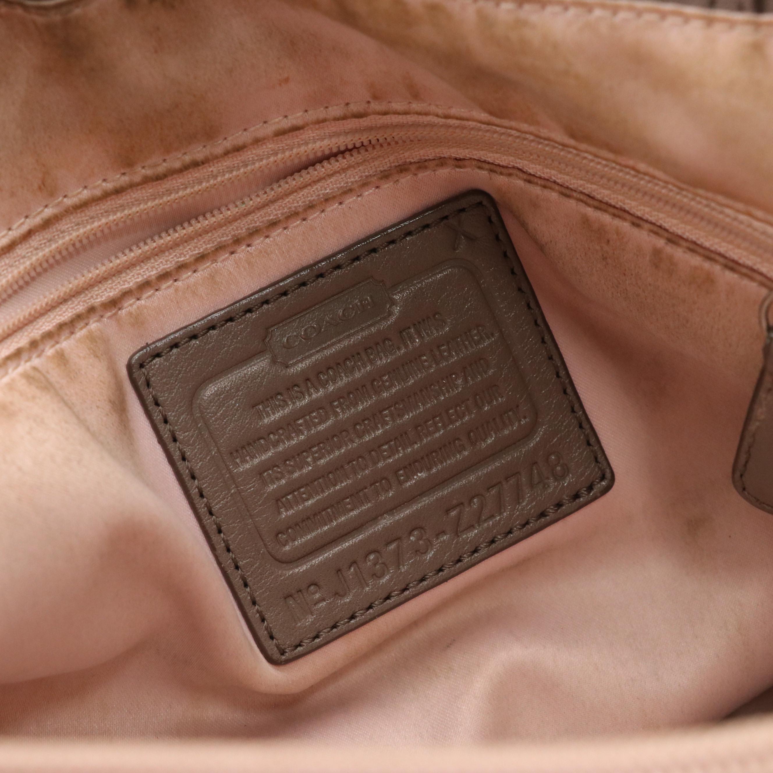 Coach Hampton Turnlock Shoulder Bag in Gray Leather