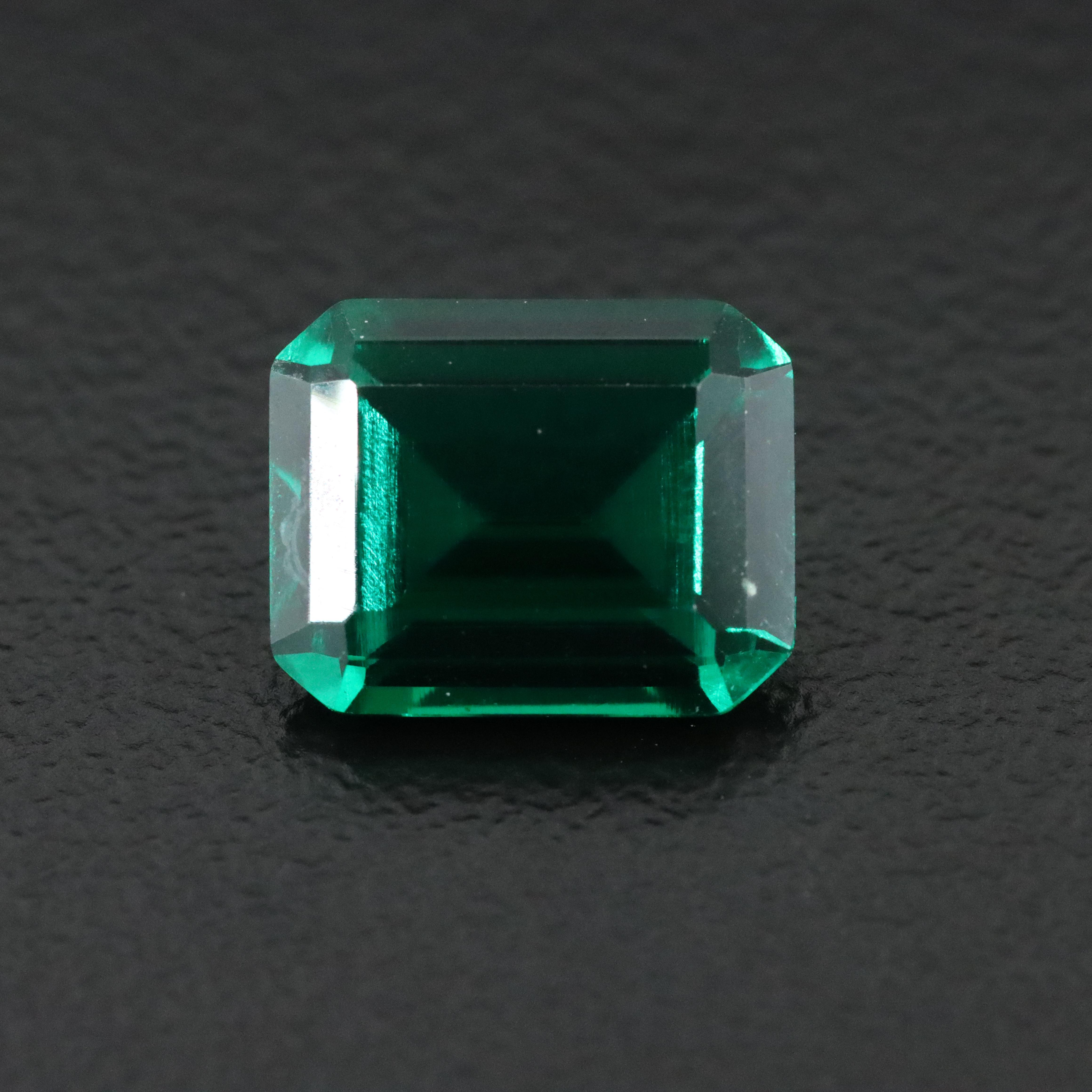 Loose 2.77 CT Lab Grown Emerald