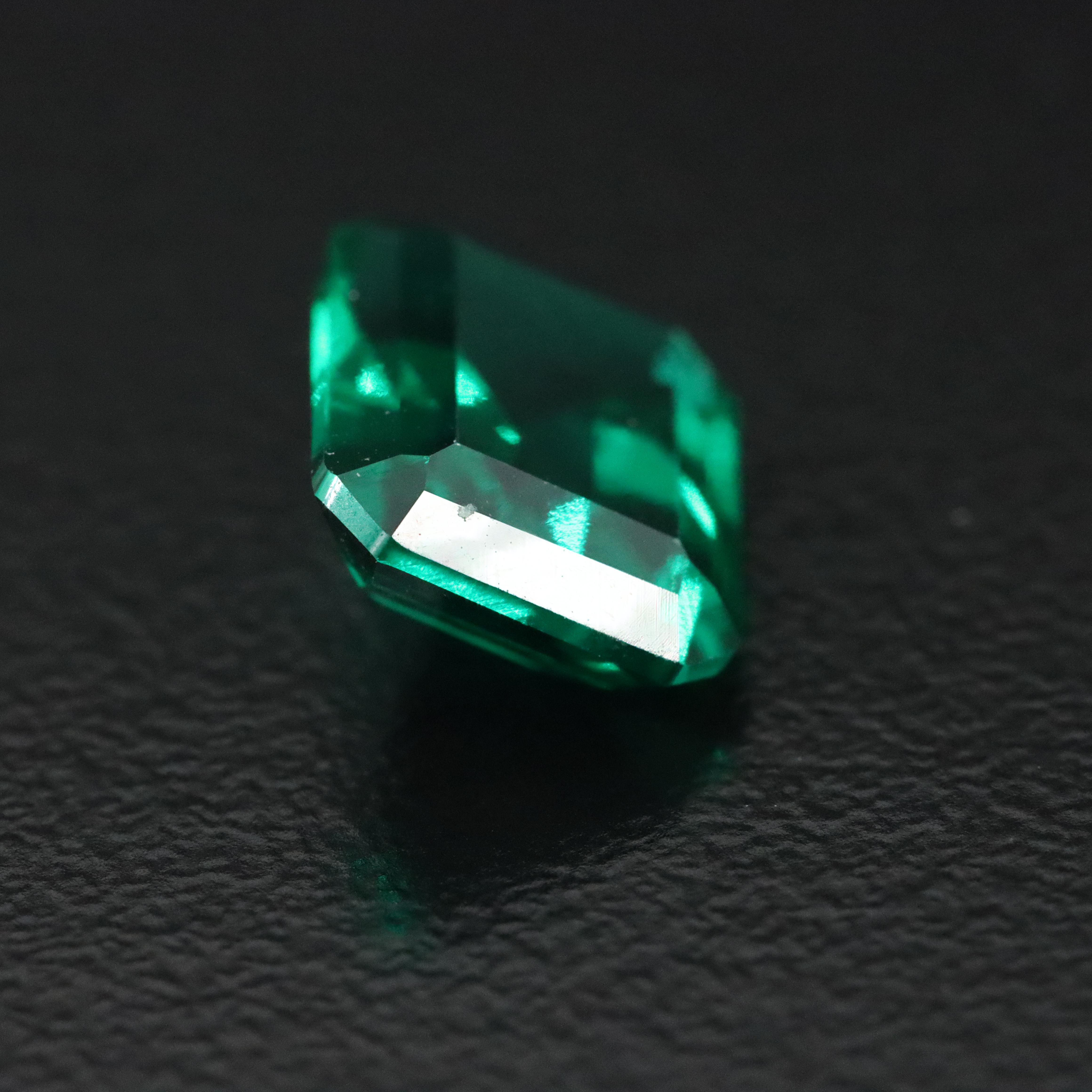 Loose 2.77 CT Lab Grown Emerald