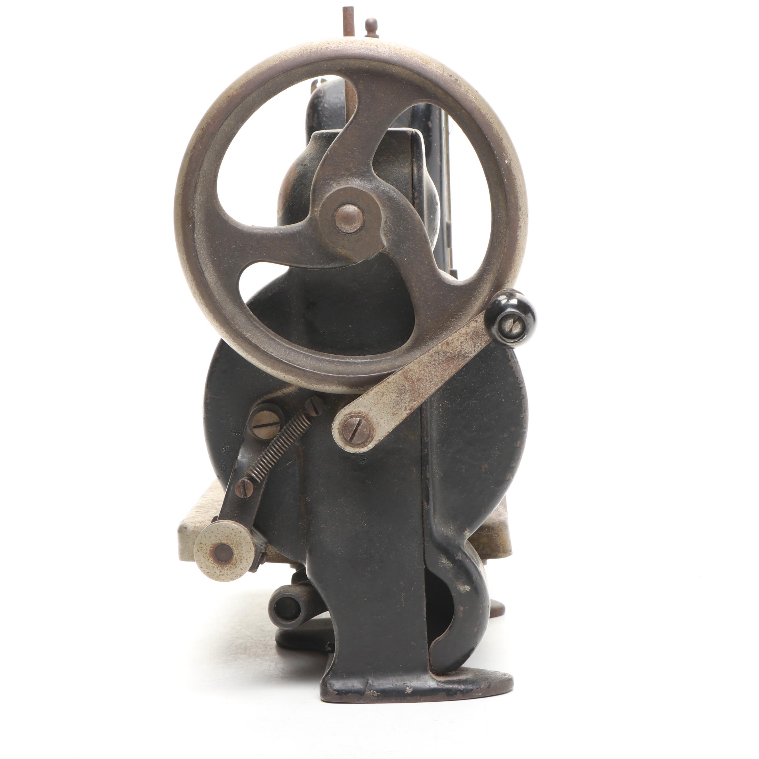 Little Worker Hand Crank Sewing Machine, Late 19th/Early 20th C.