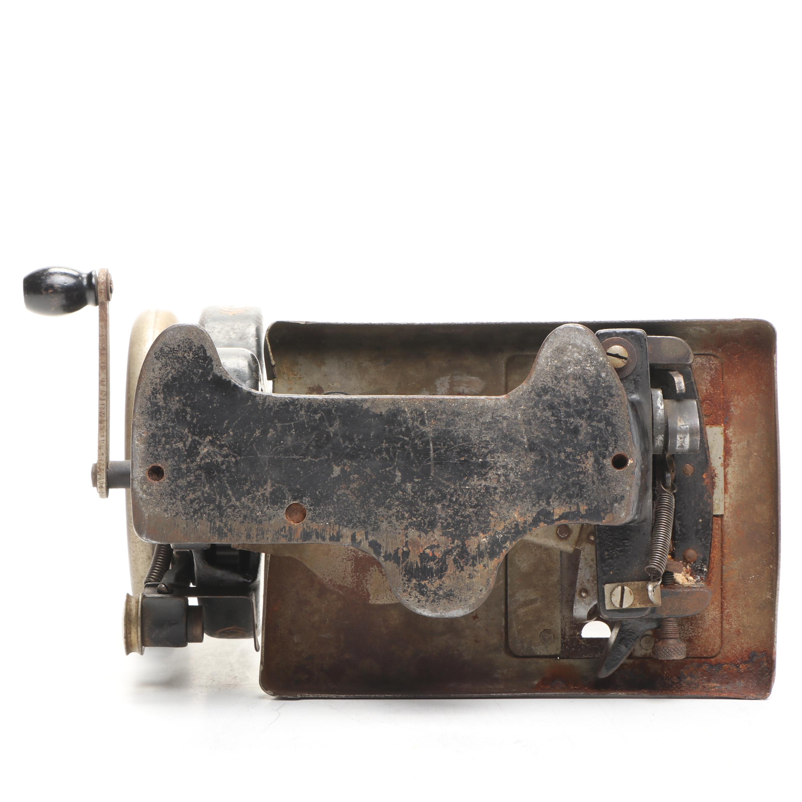 Little Worker Hand Crank Sewing Machine, Late 19th/Early 20th C.