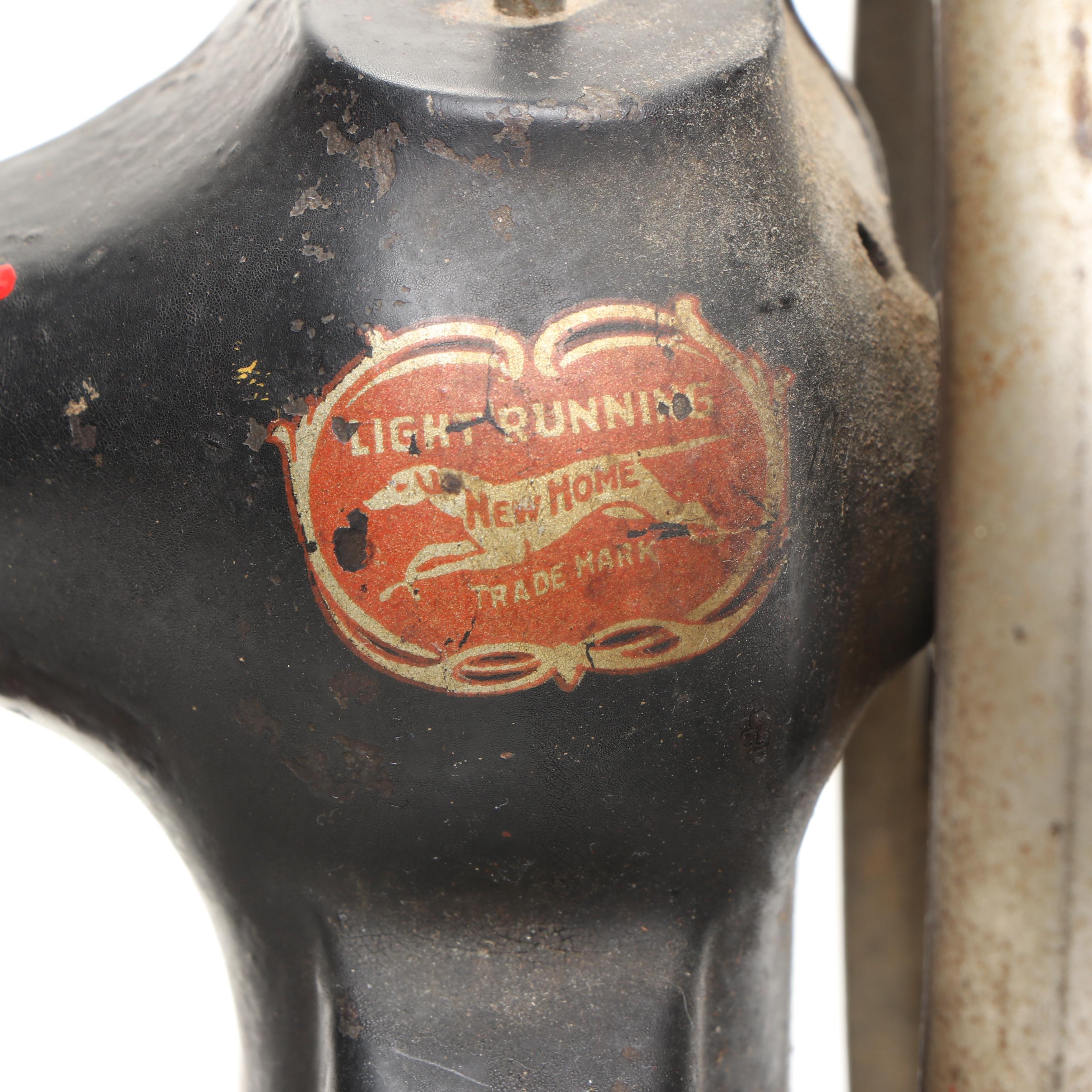 Little Worker Hand Crank Sewing Machine, Late 19th/Early 20th C.