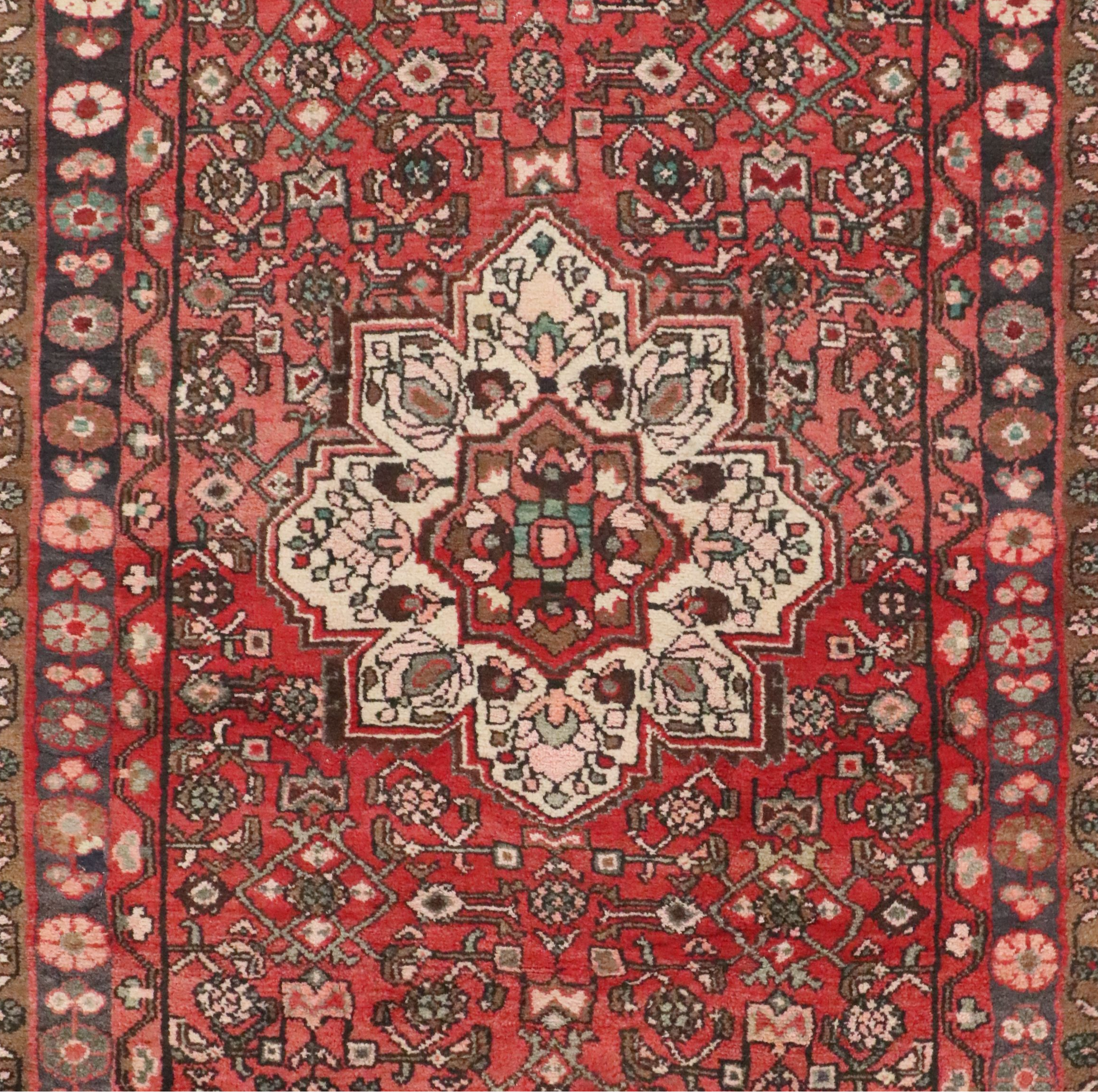 4'5 x 9'9 Hand-Knotted Persian Hamadan Area Rug