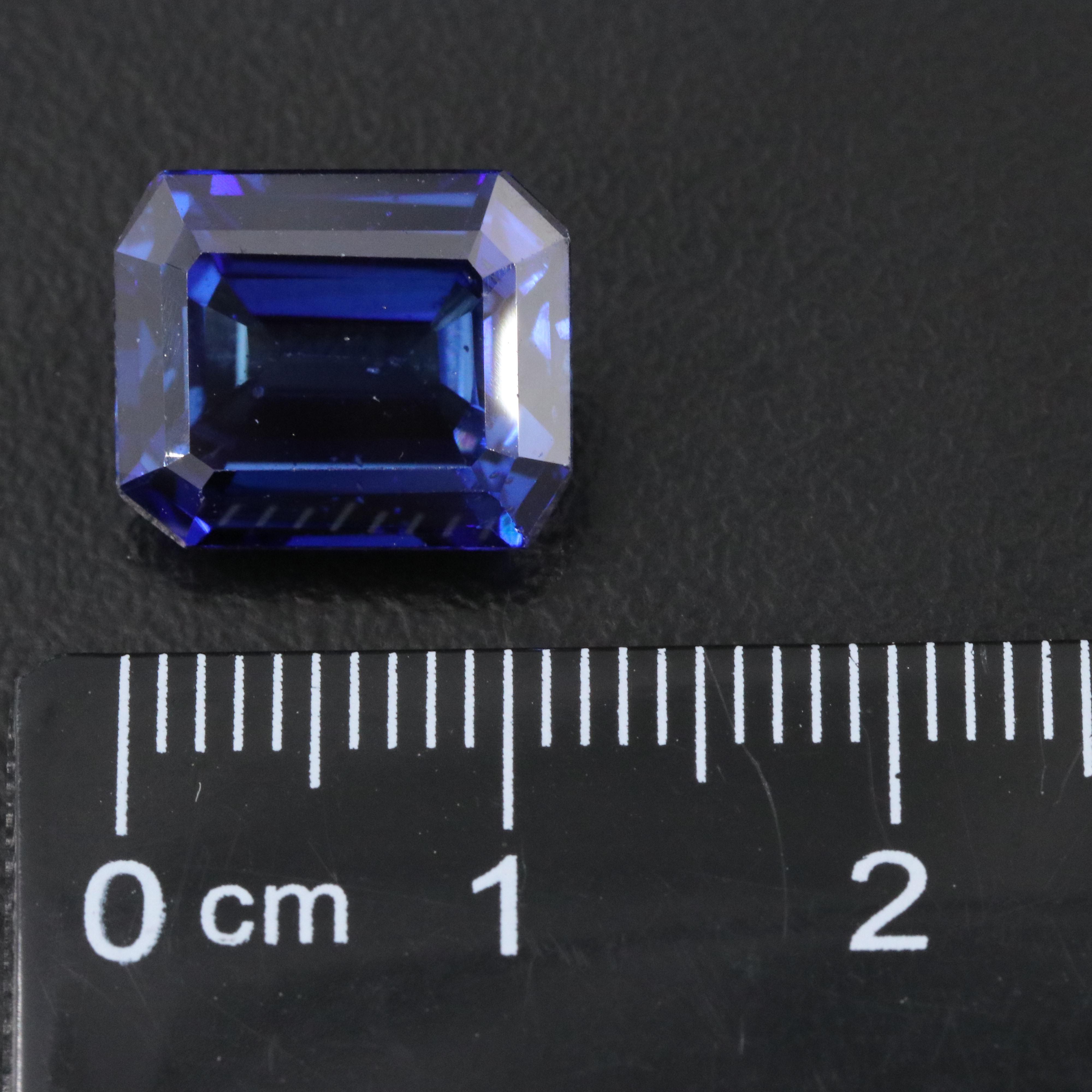 Loose 7.56 CT Lab Grown Sapphire