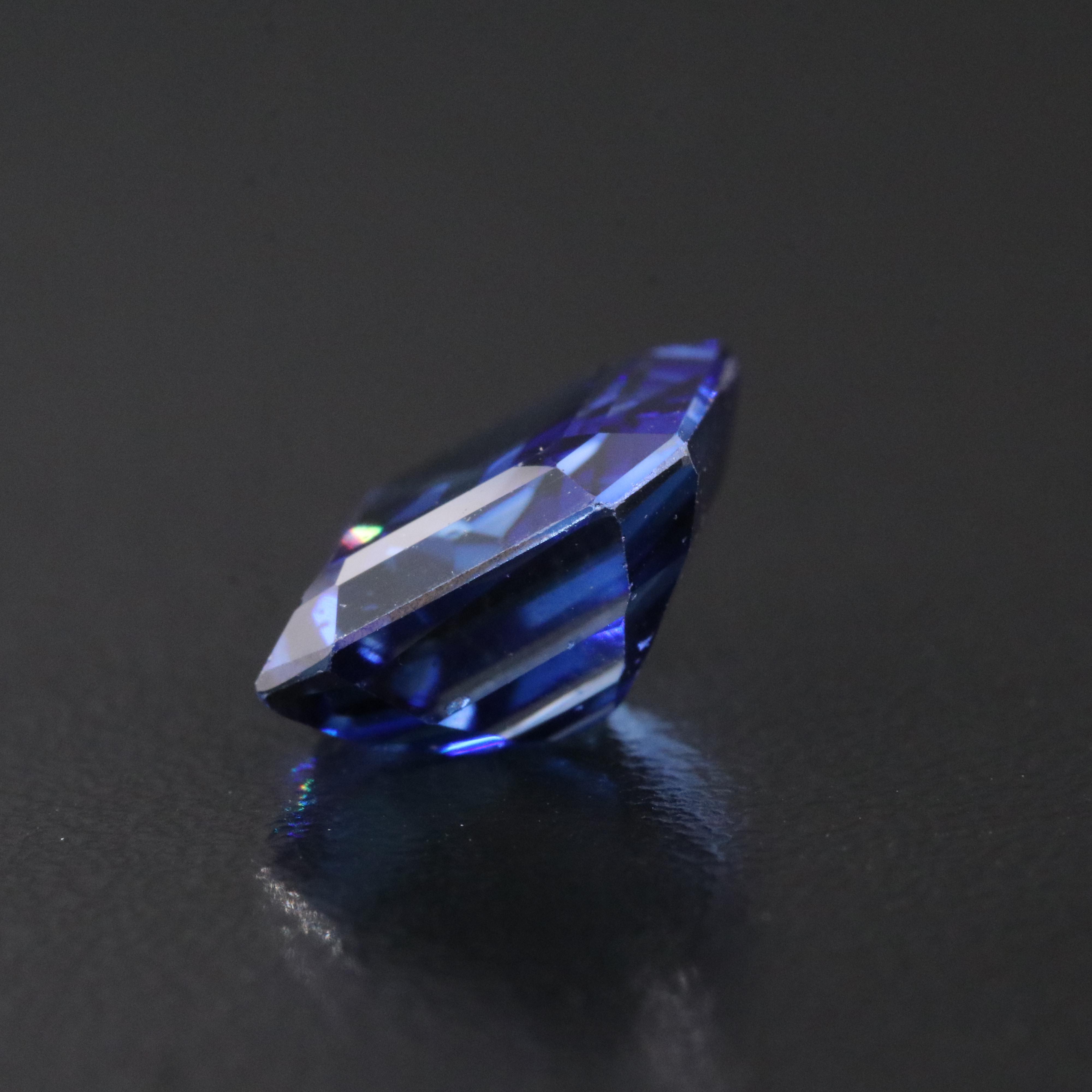 Loose 7.56 CT Lab Grown Sapphire