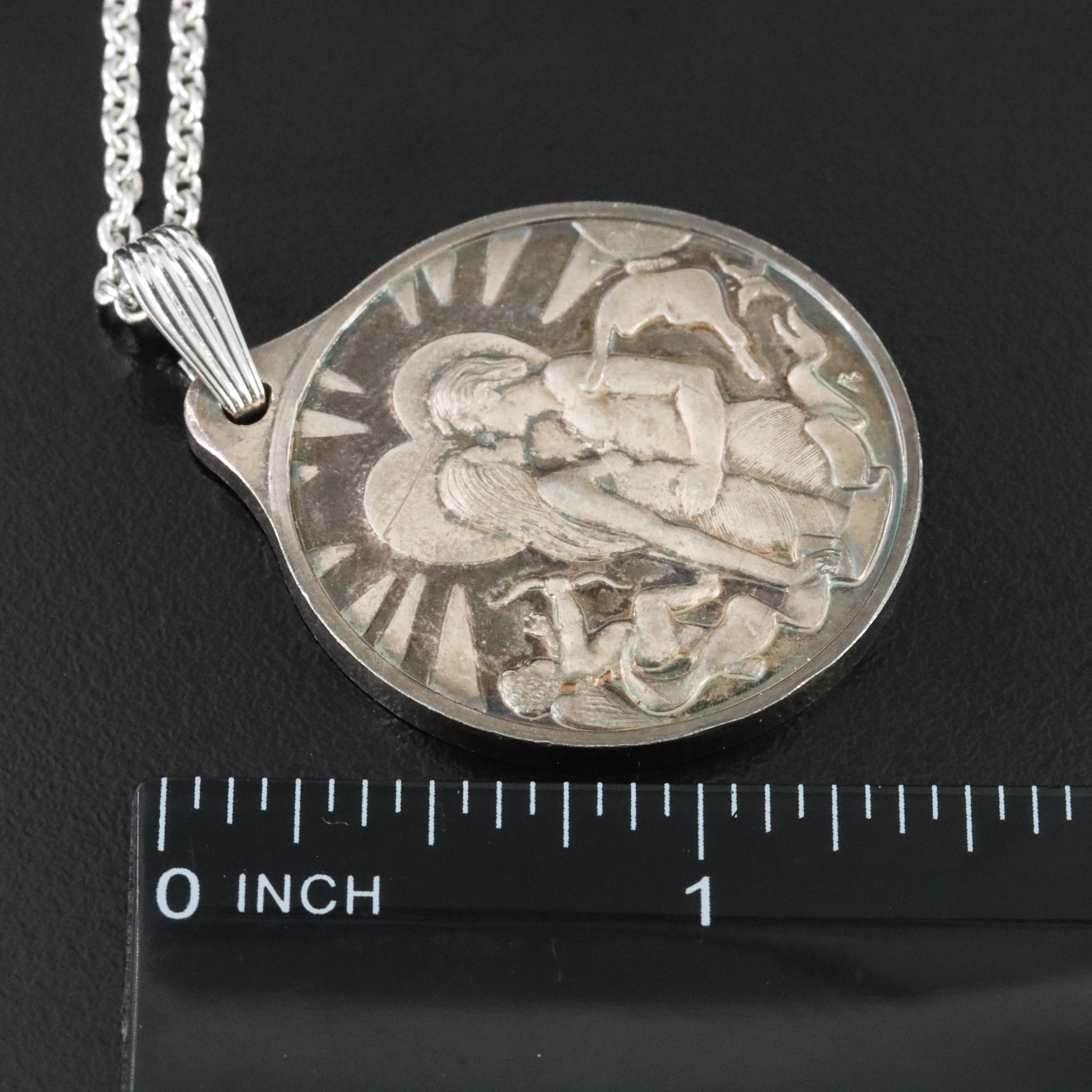 Vintage Hamilton Mint Fine Silver Valentine's Day Medallion with Sterling Chain