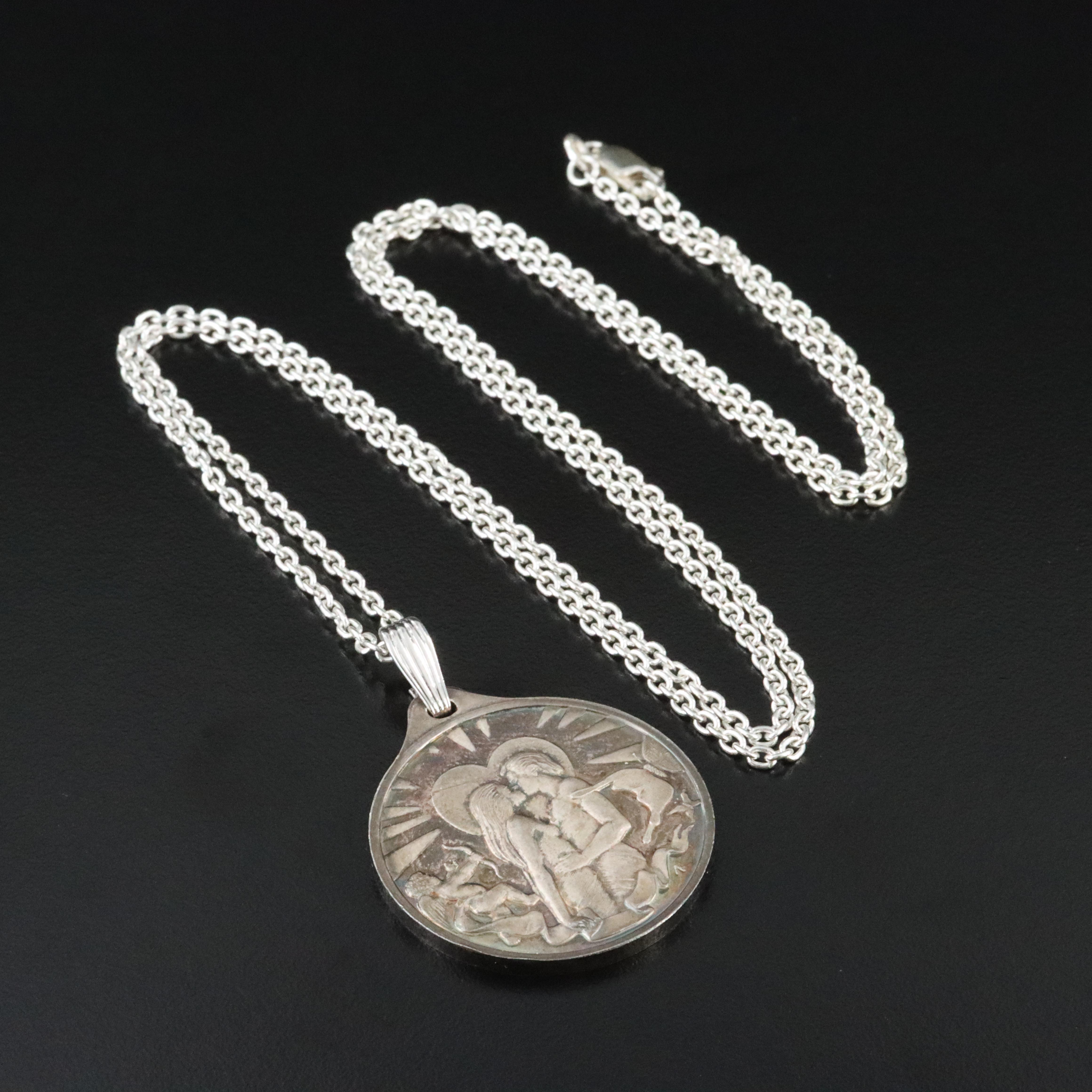 Vintage Hamilton Mint Fine Silver Valentine's Day Medallion with Sterling Chain