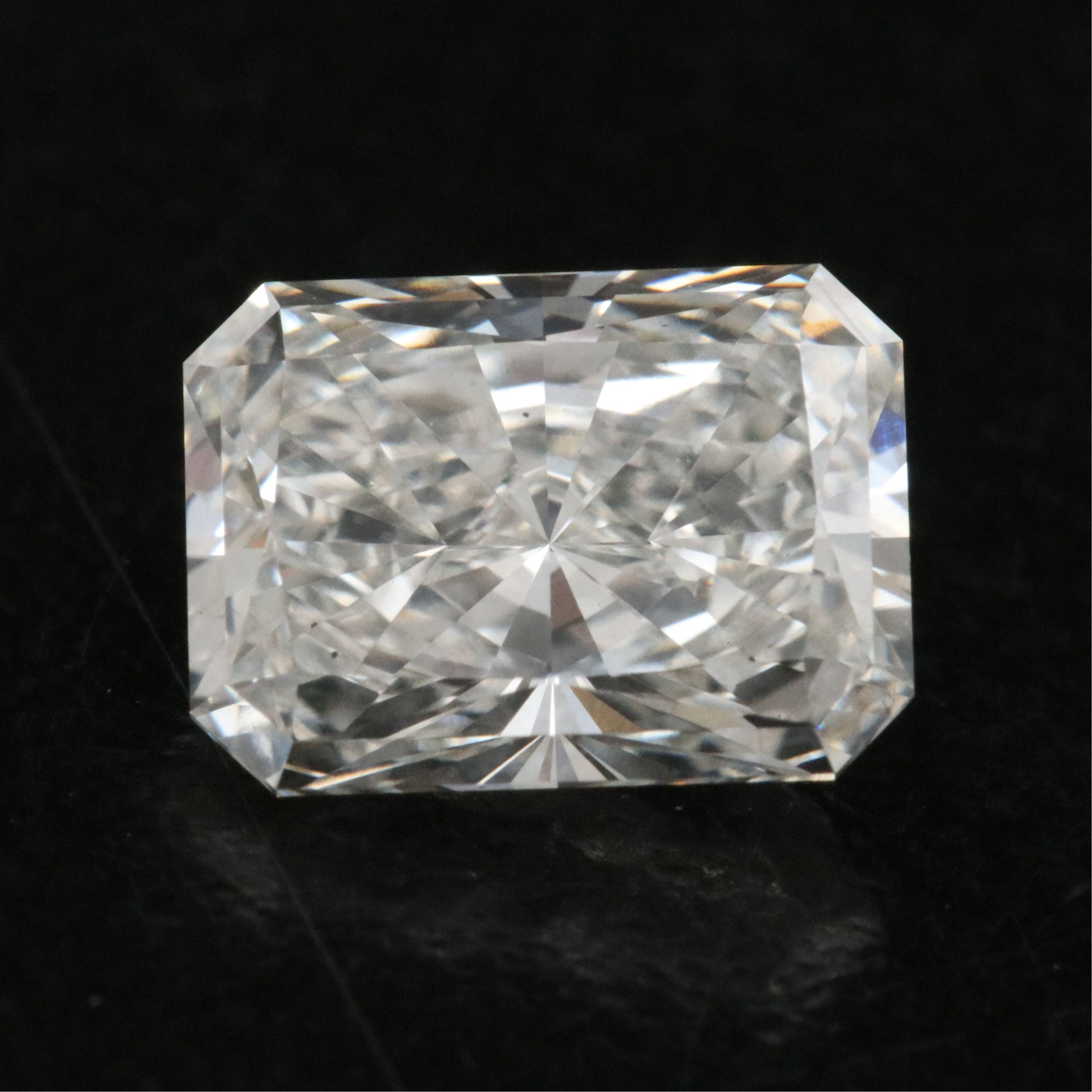 Loose 1.88 CT Lab Grown Diamond with IGI Report