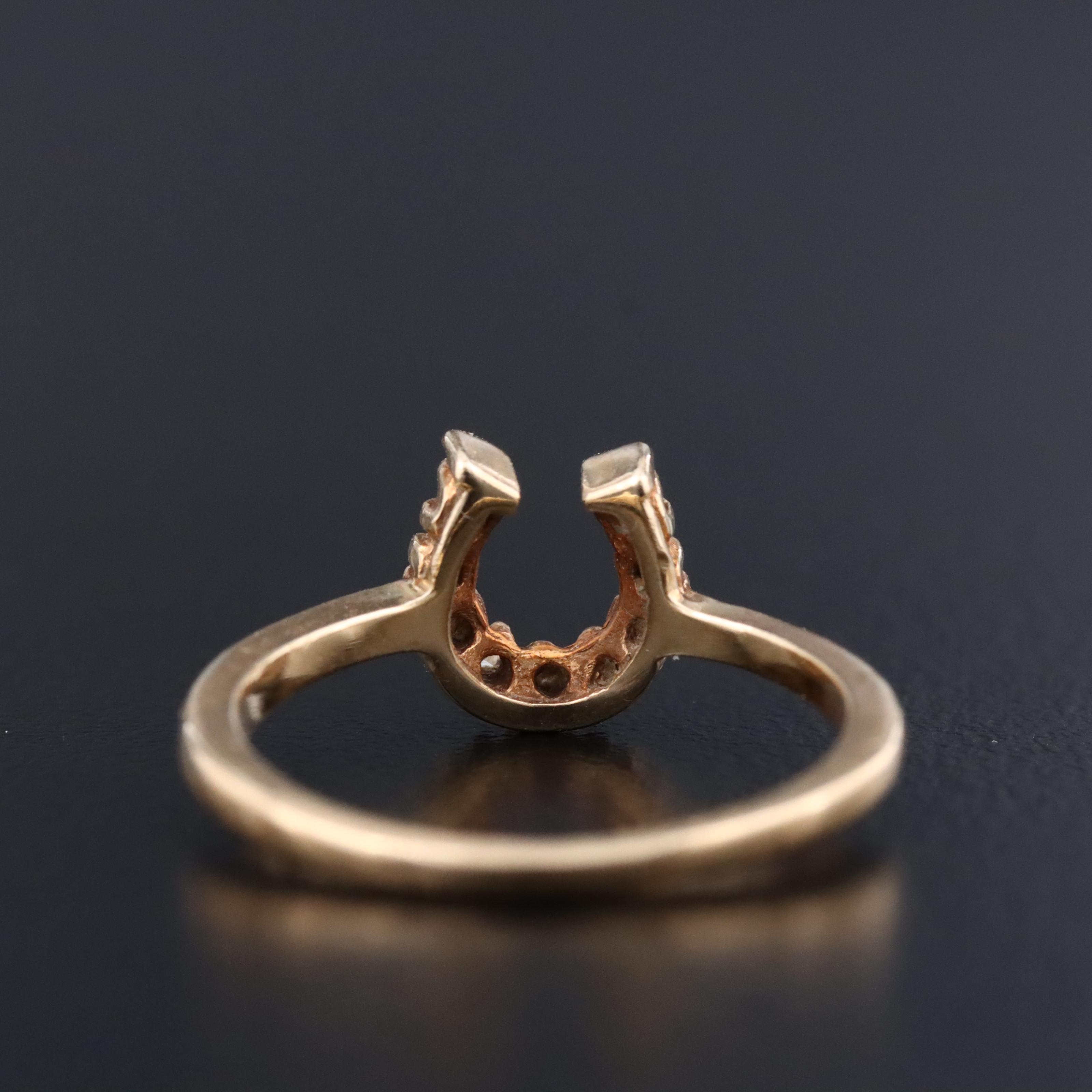10K 0.06 CTW Diamond Horseshoe Ring