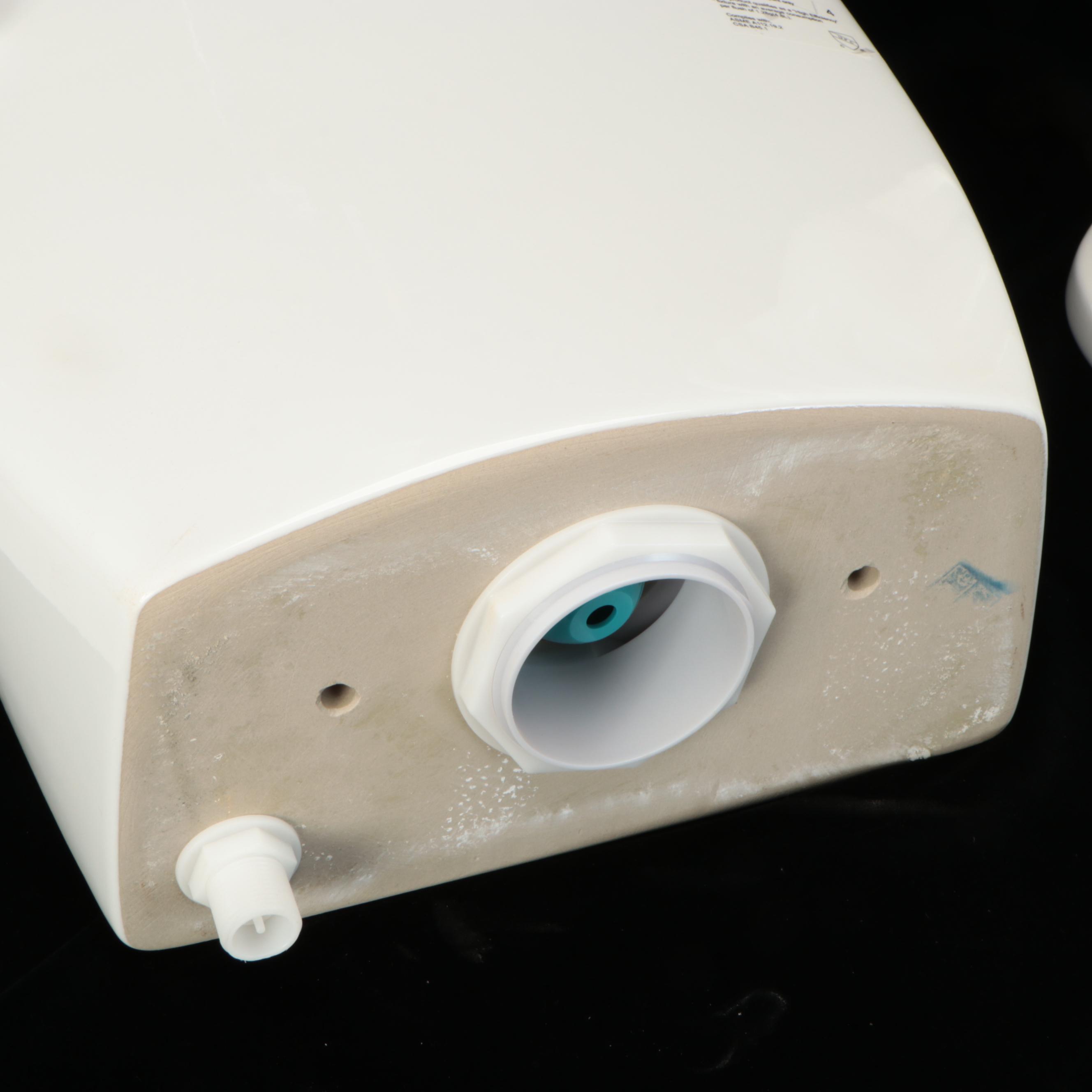 Contemporary Porcelain Toilet