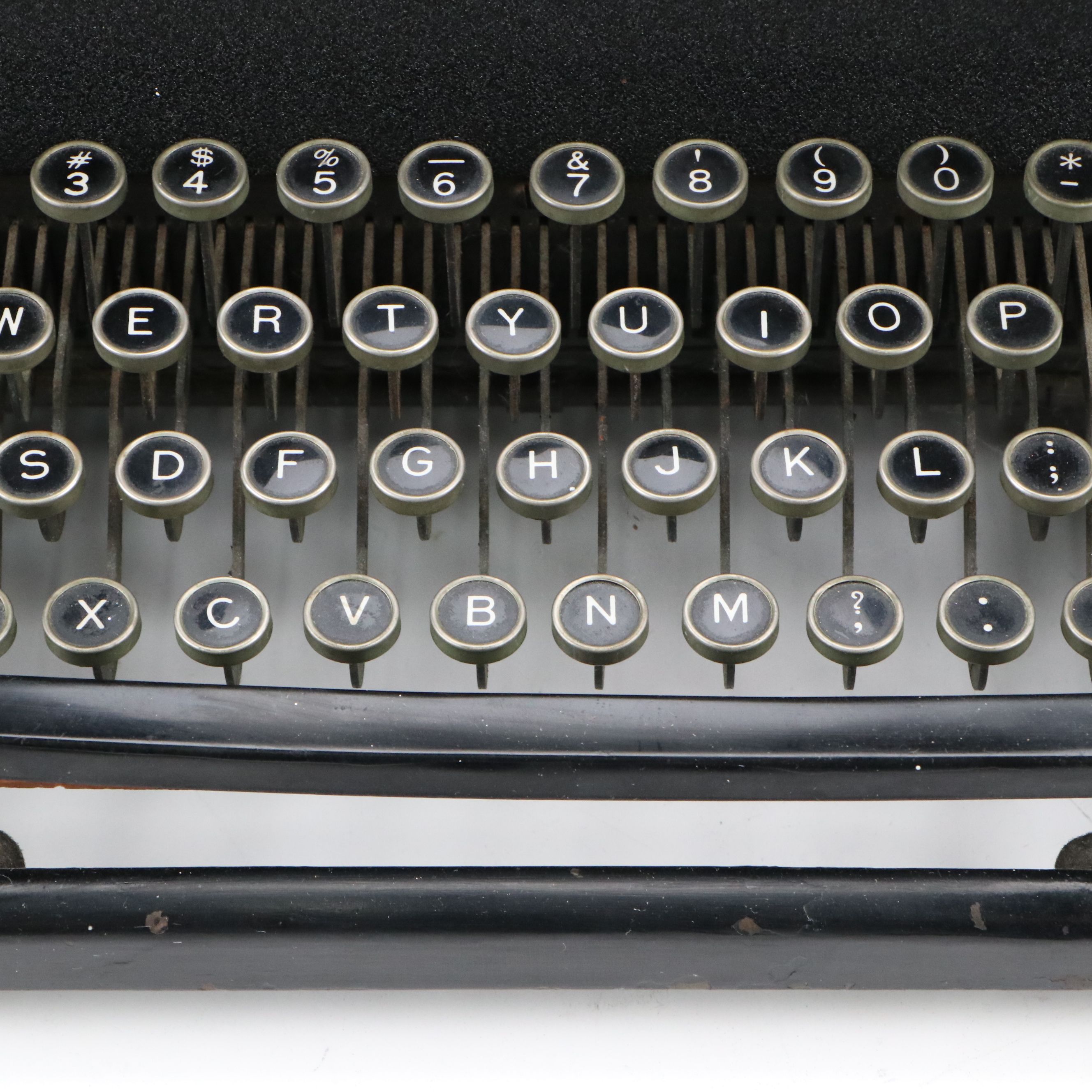 Royal Black Manual Typewriter, Mid-20th Century