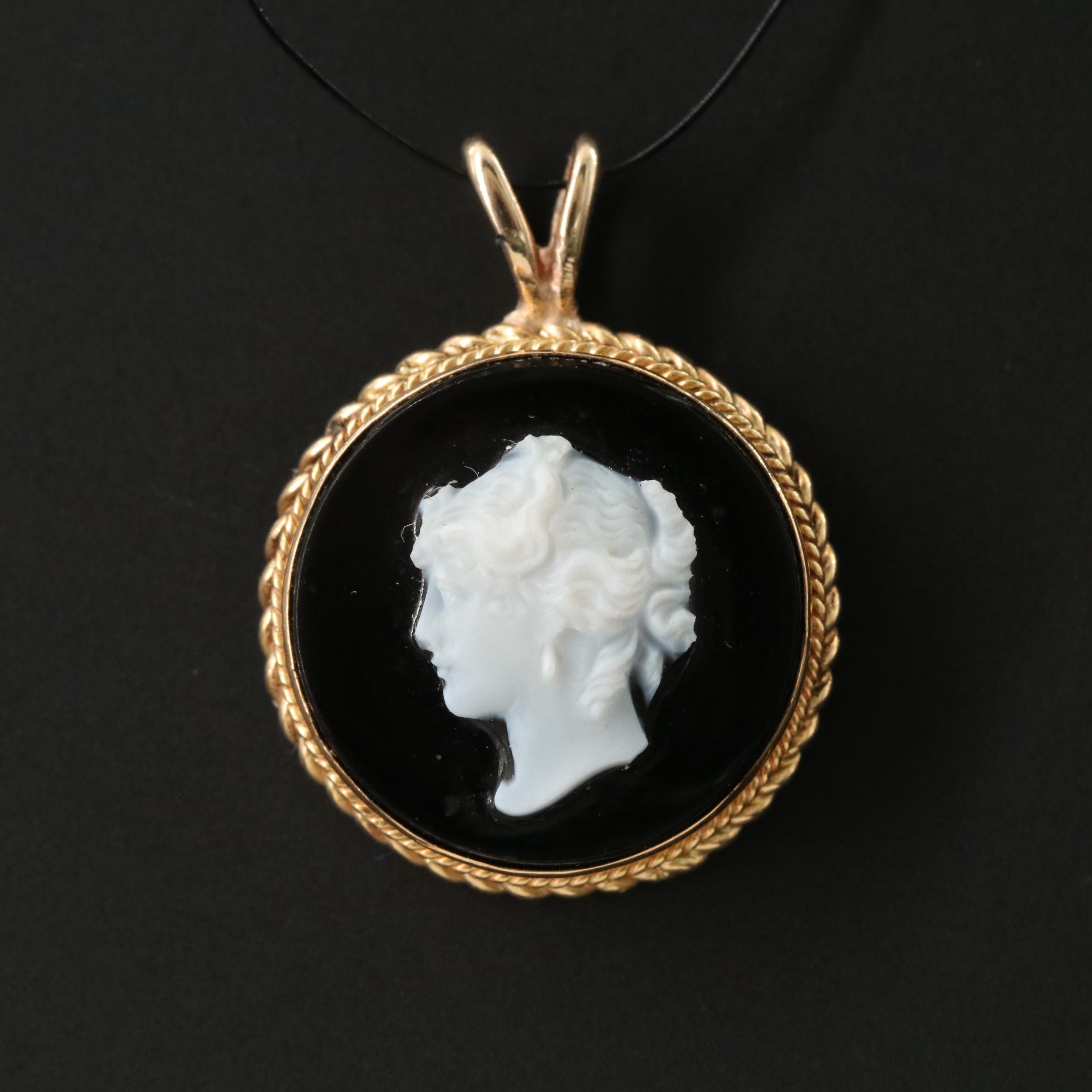 Vintage 18K Onyx Cameo Pendant