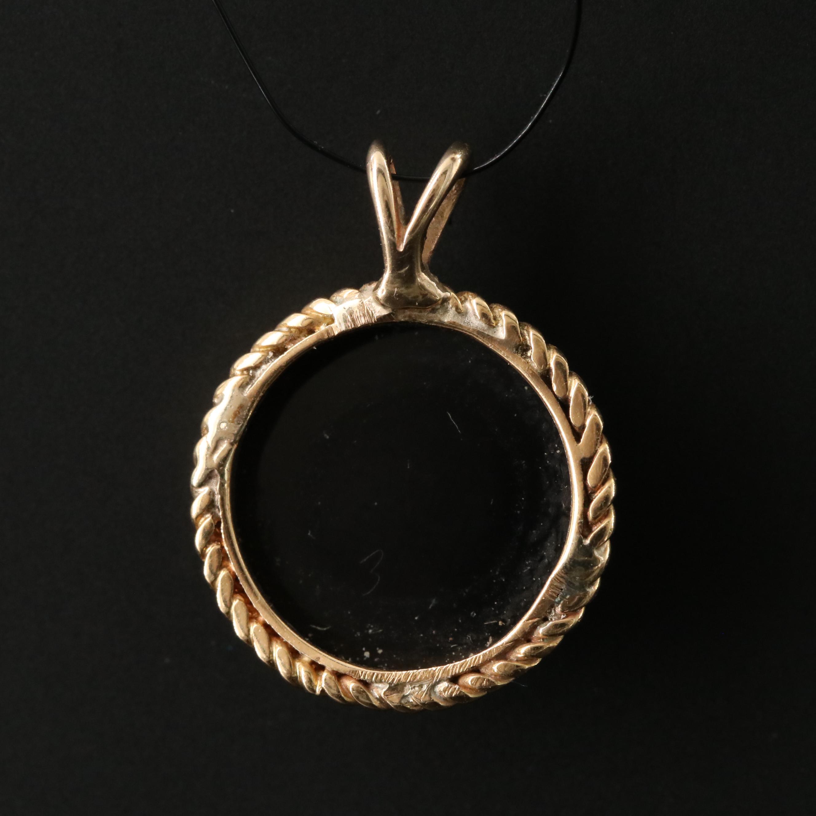 Vintage 18K Onyx Cameo Pendant